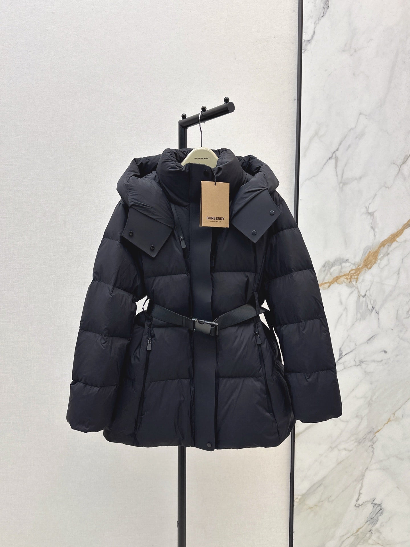 Bur* 25fw down jacket