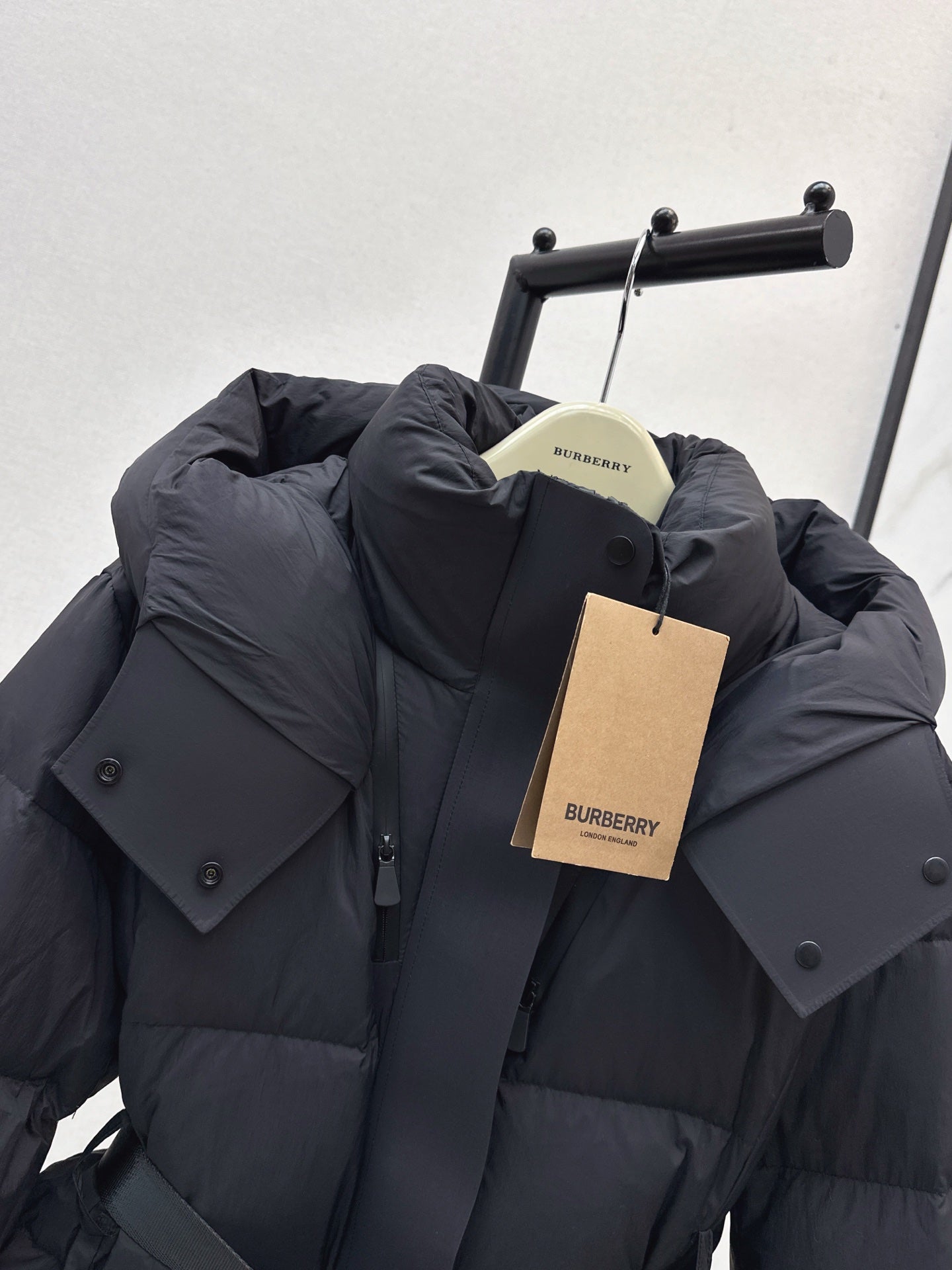 Bur* 25fw down jacket