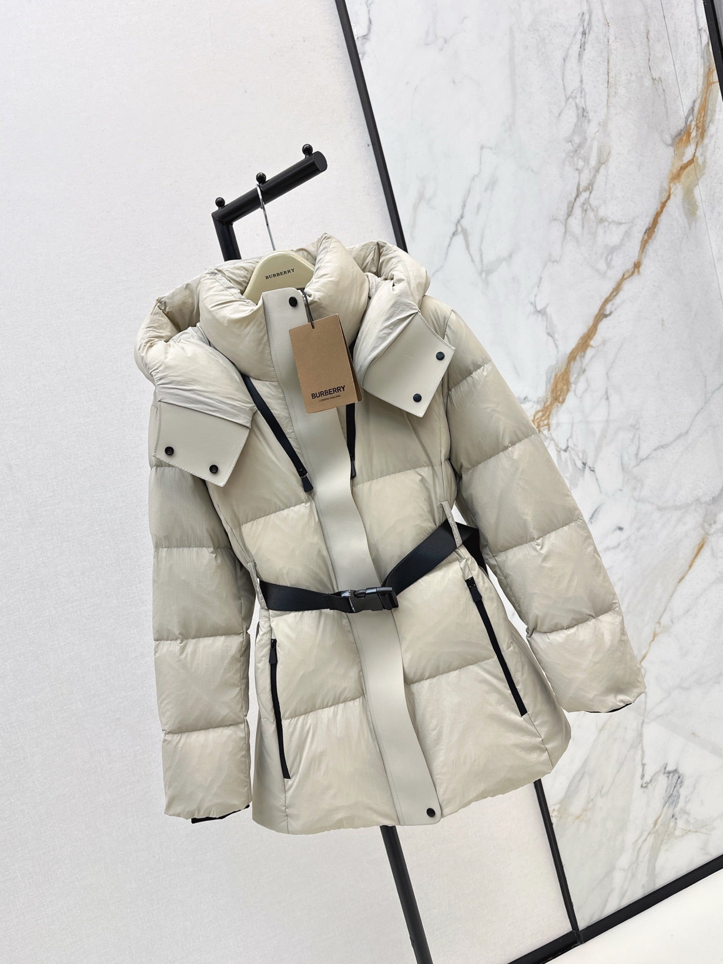 Bur* 25fw down jacket