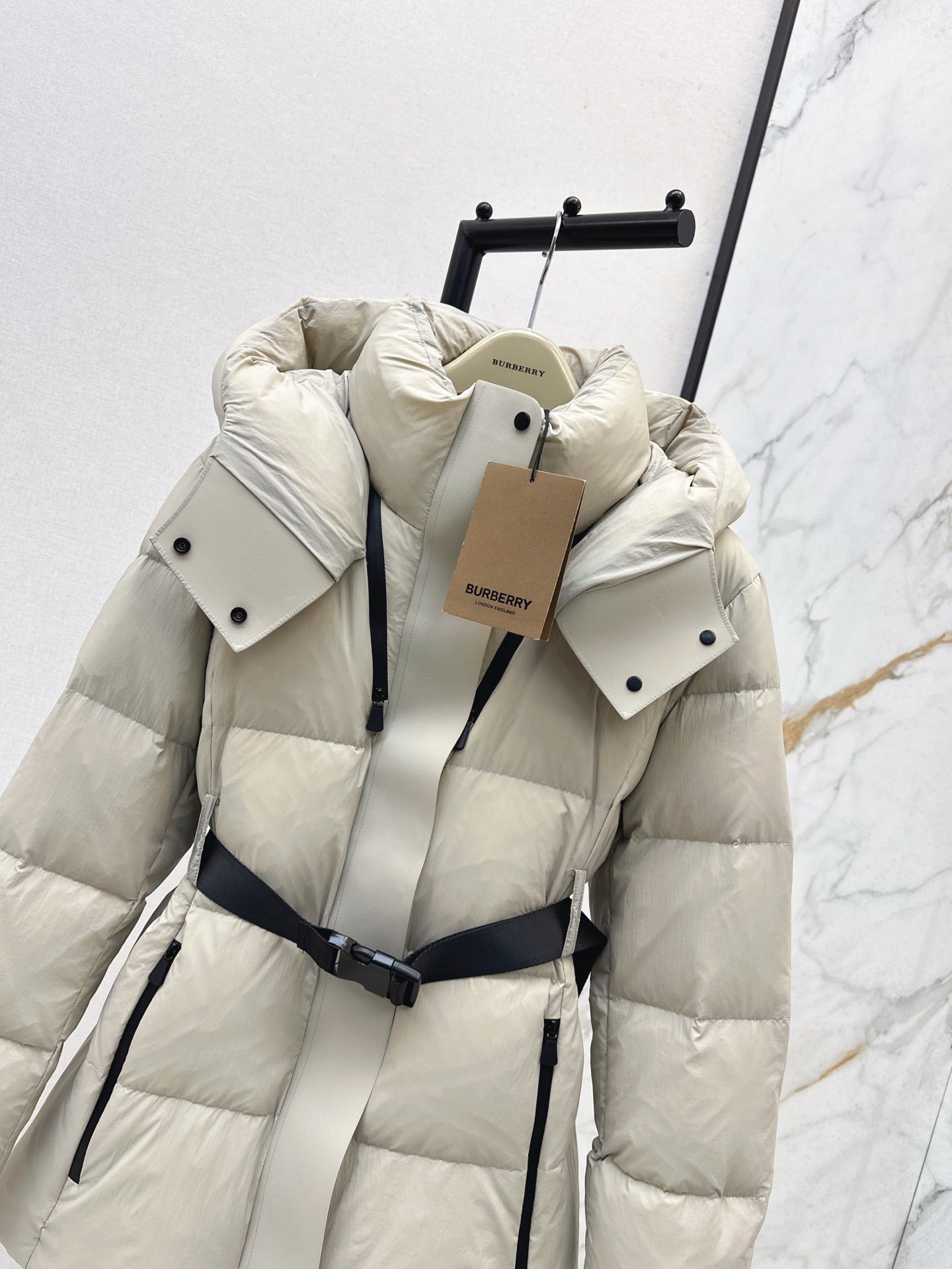 Bur* 25fw down jacket