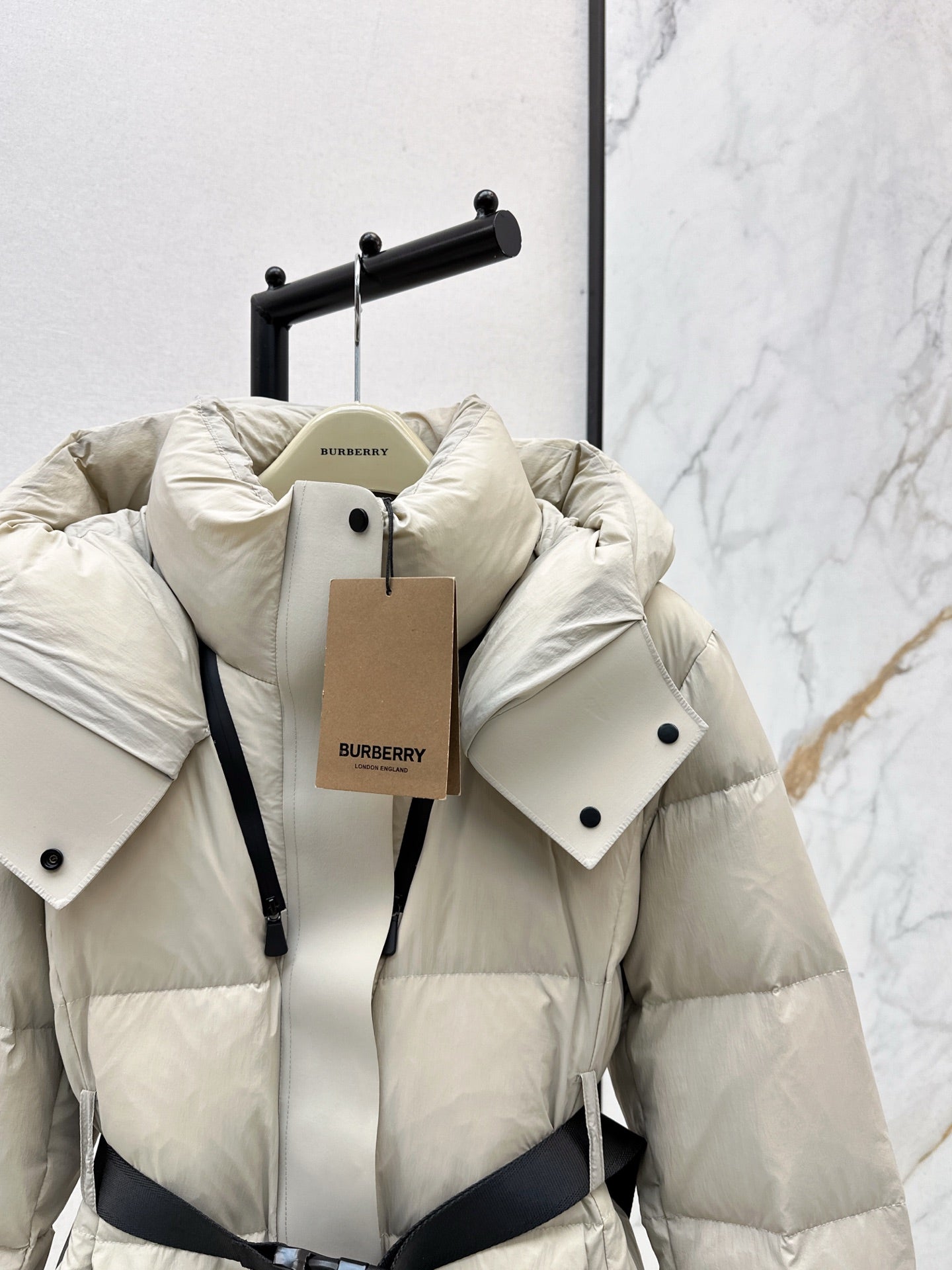 Bur* 25fw down jacket