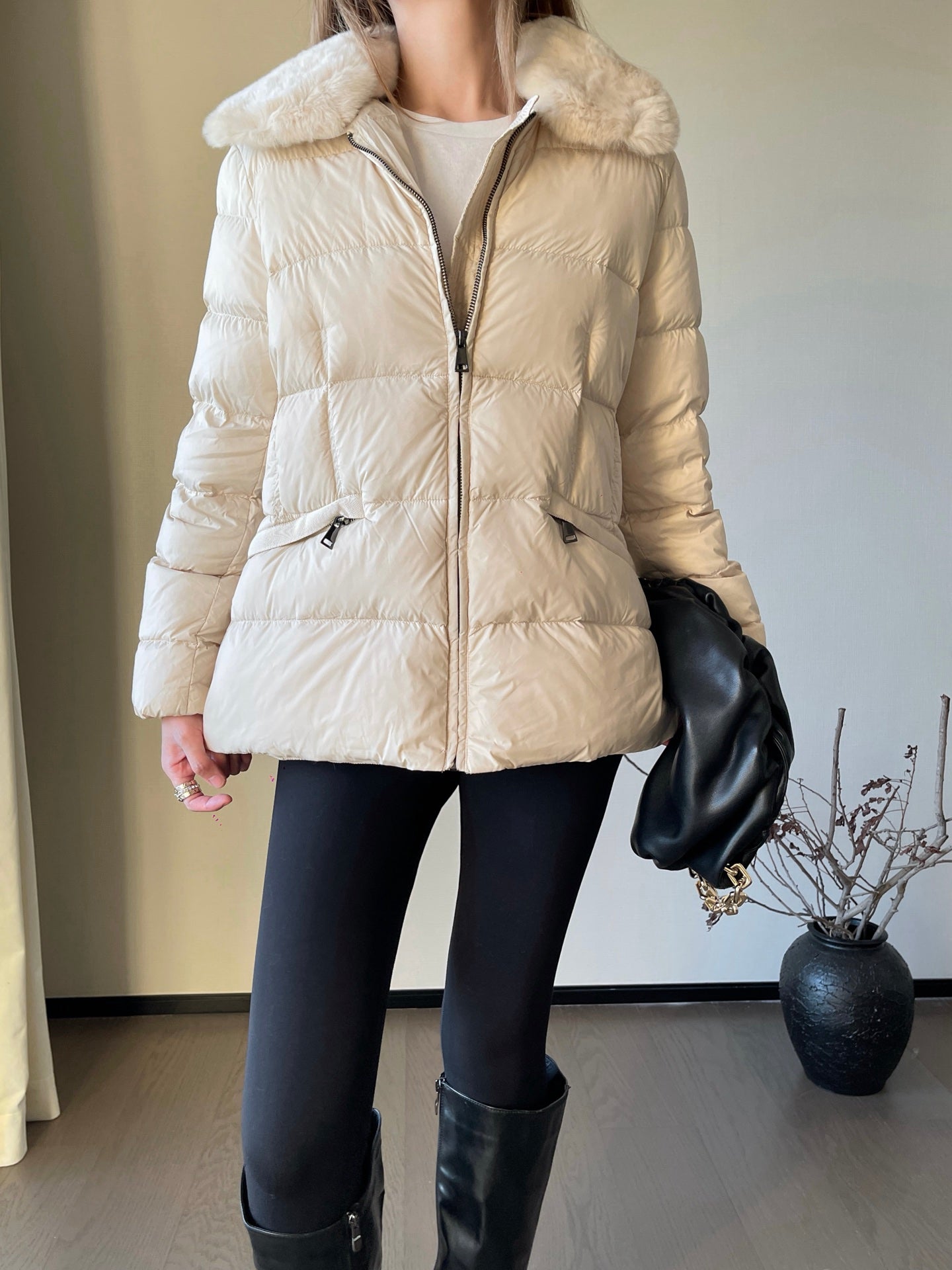 Monc* 25fw down jacket