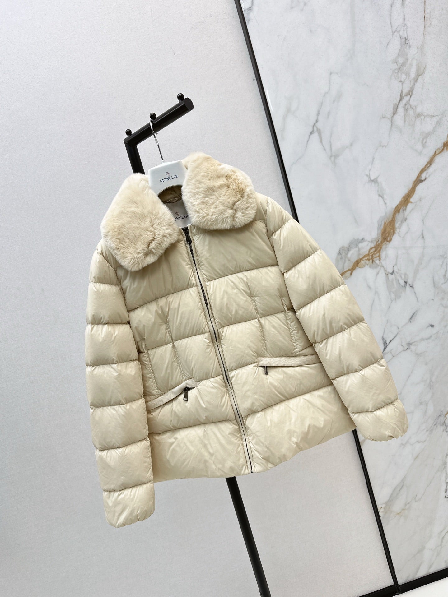 Monc* 25fw down jacket