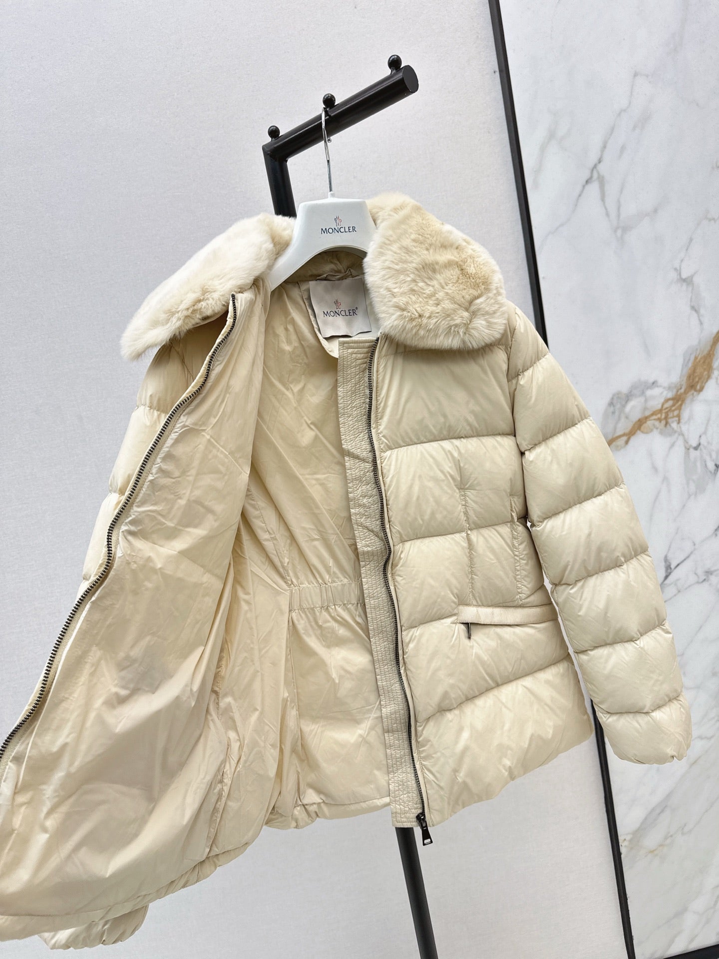 Monc* 25fw down jacket