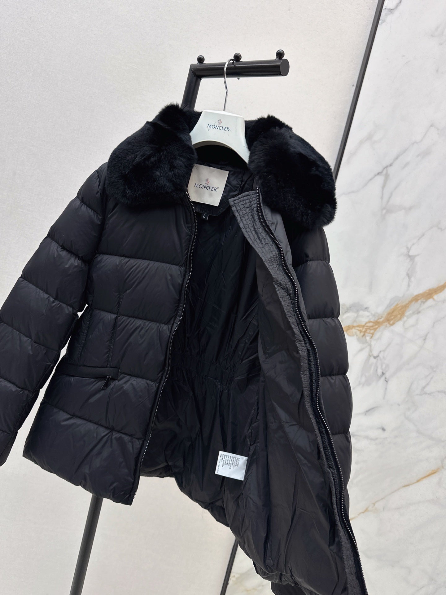 Monc* 25fw down jacket