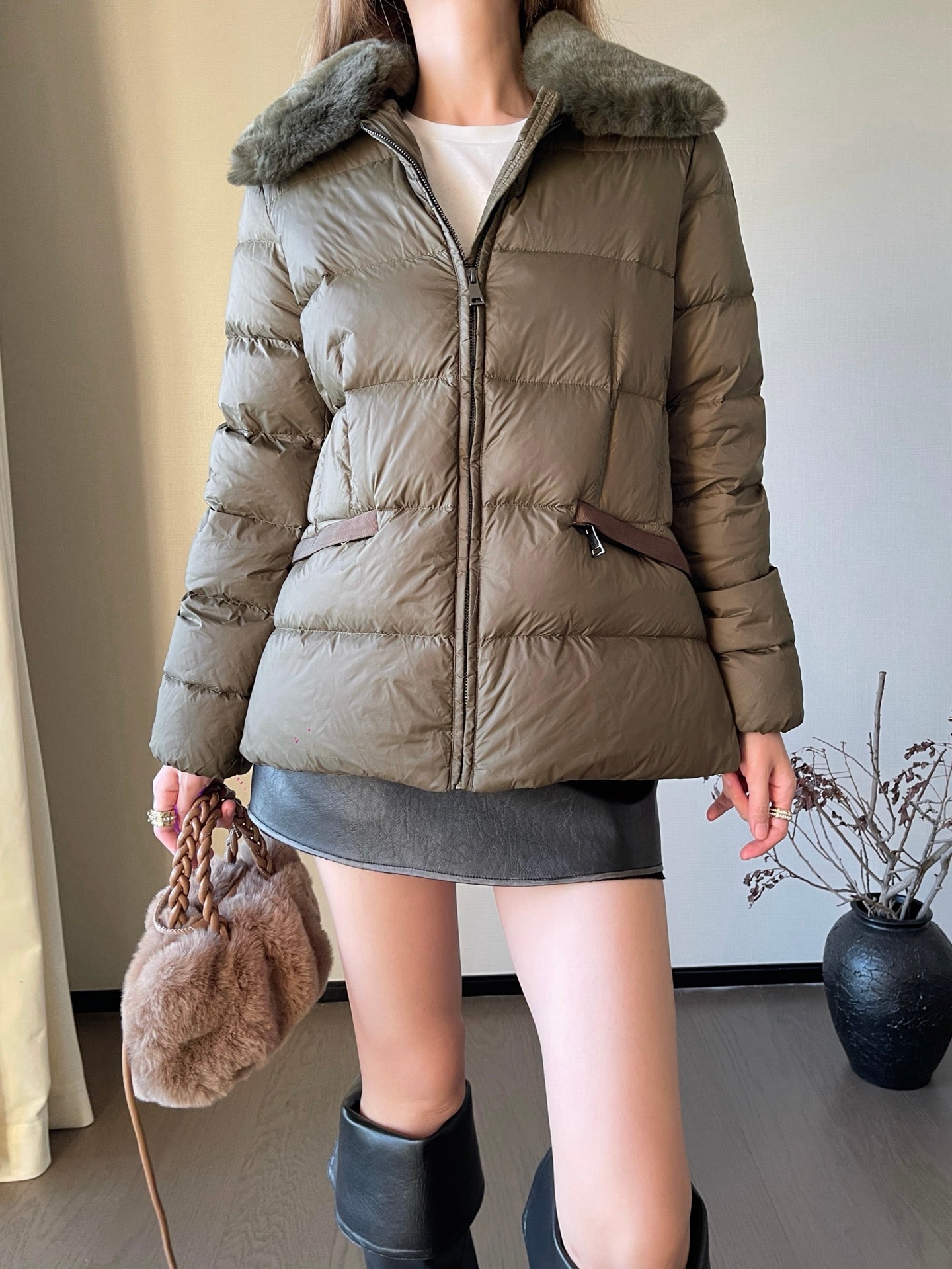 Monc* 25fw down jacket