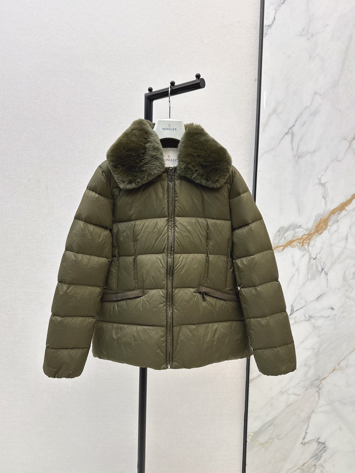Monc* 25fw down jacket
