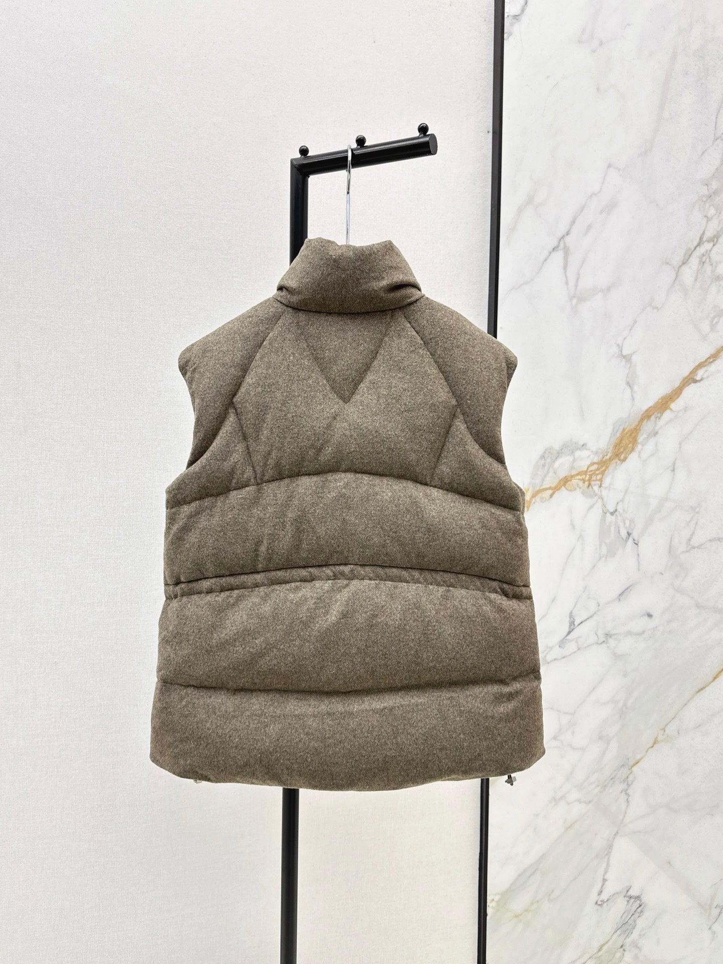 Lor*P 25fw vest jacket