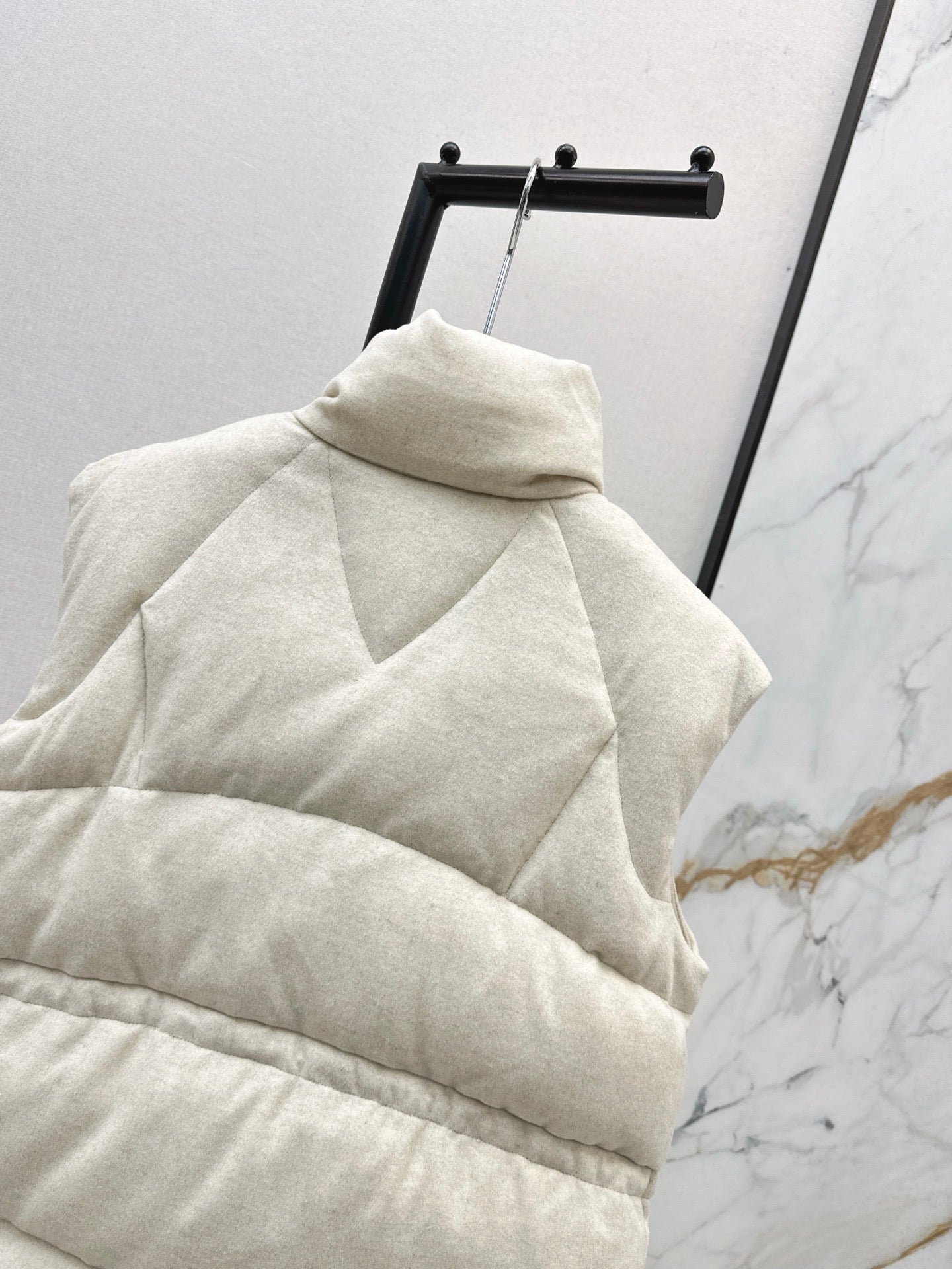 Lor*P 25fw vest jacket