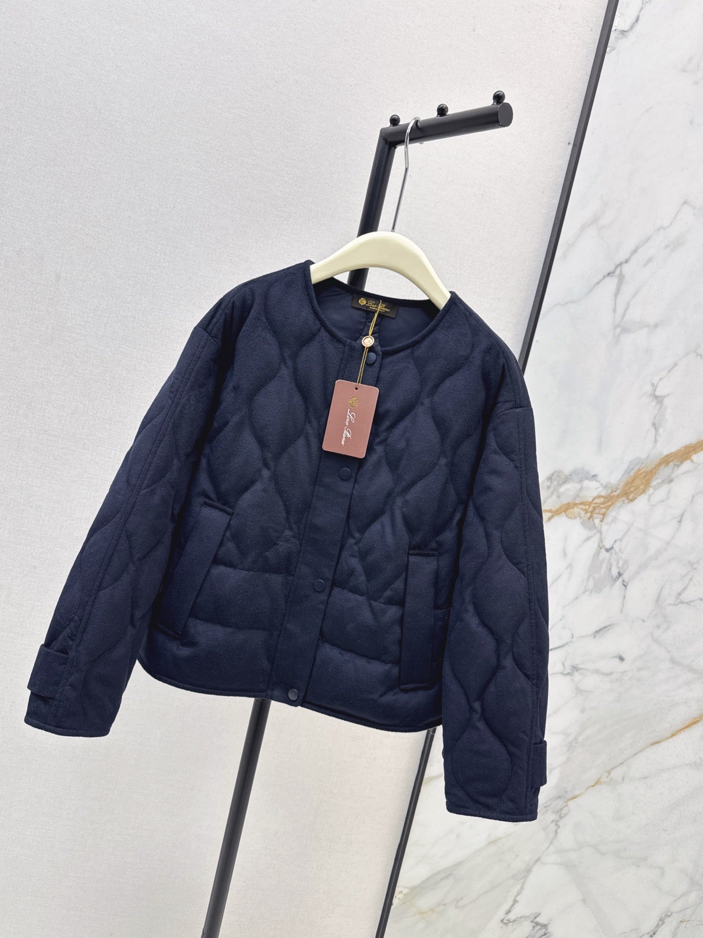 Lor*P 25fw down jacket