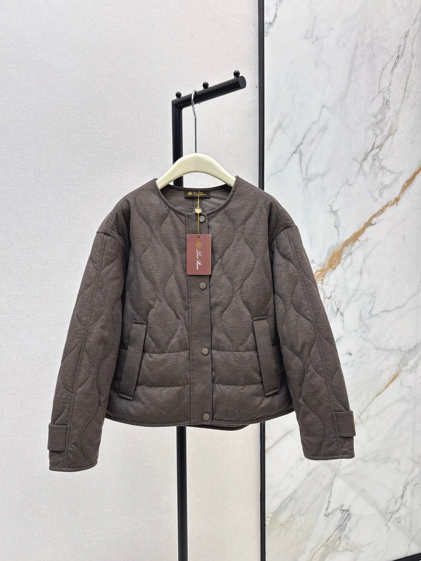 Lor*P 25fw down jacket