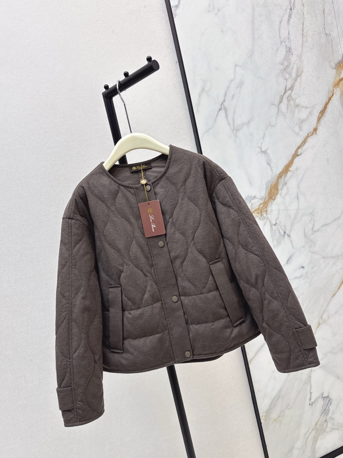 Lor*P 25fw down jacket