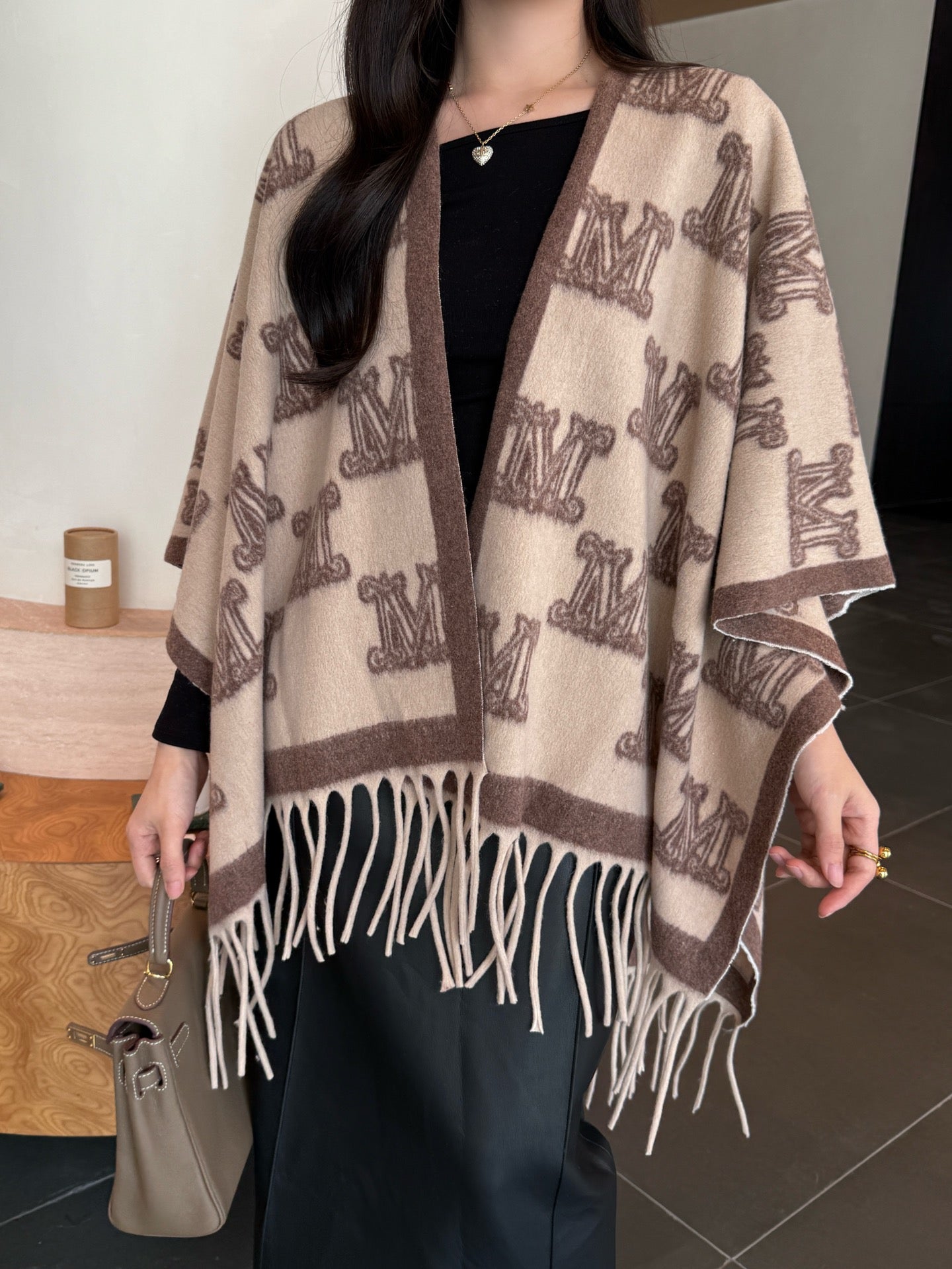 Max*M 25fw shawl-style cape coat