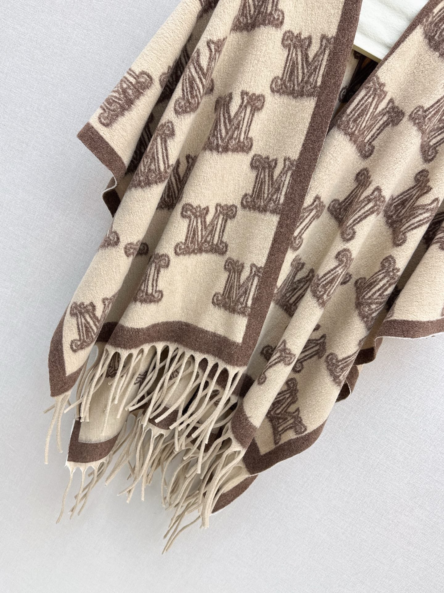 Max*M 25fw shawl-style cape coat