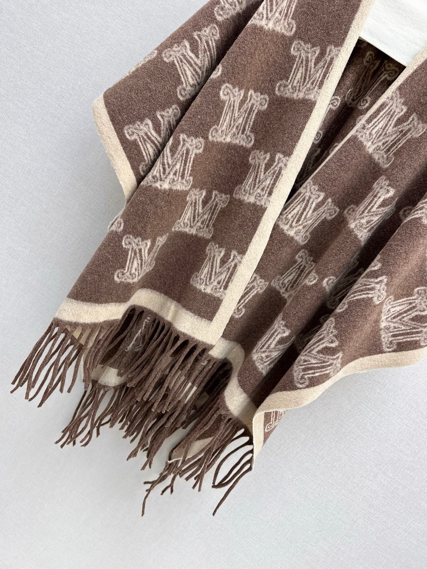 Max*M 25fw shawl-style cape coat