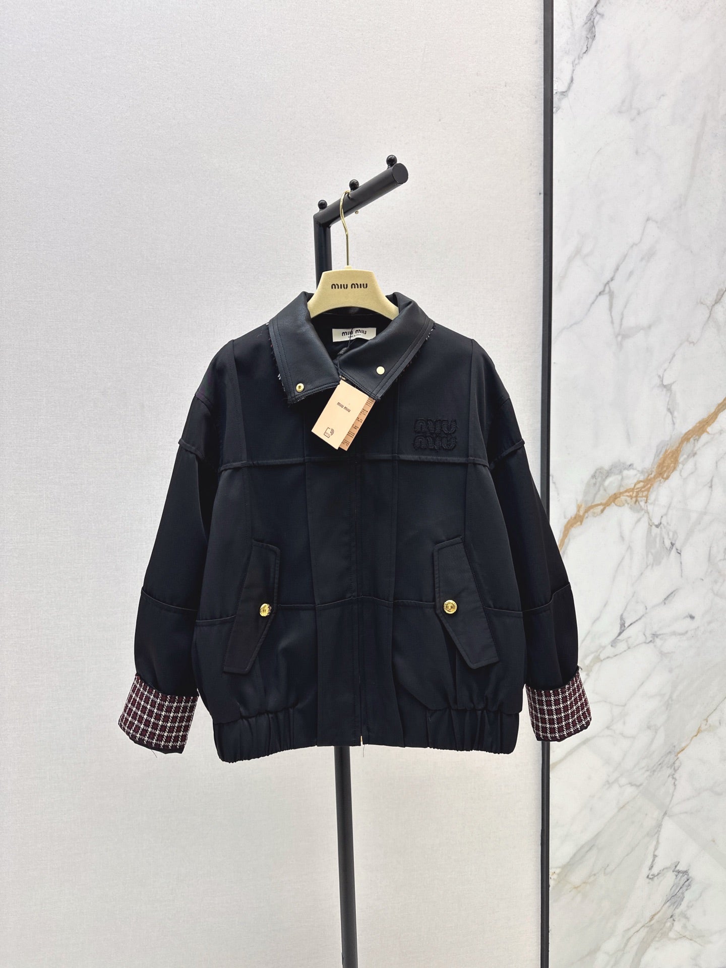 M*u 25fw jacket