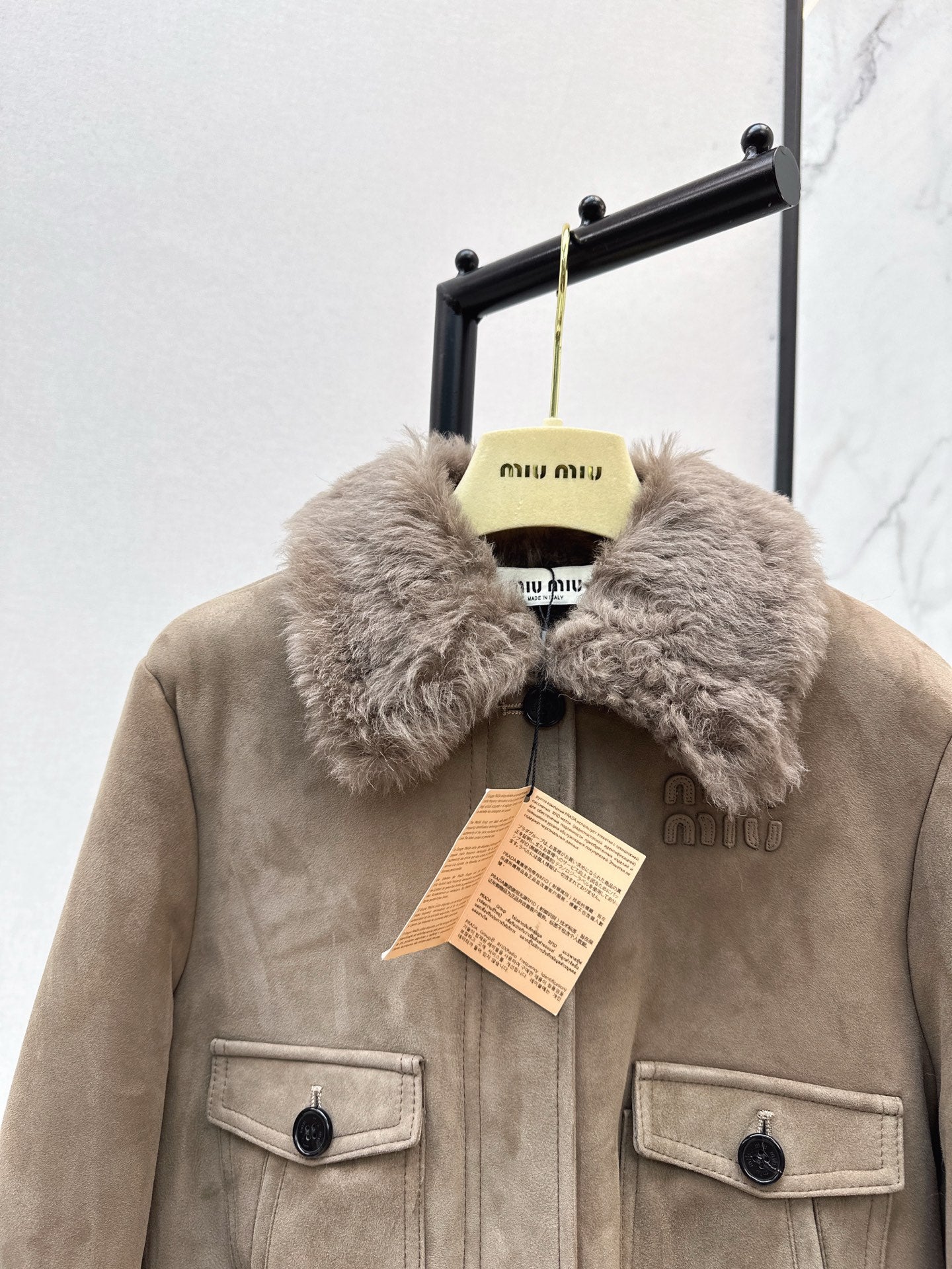 M*u 25fw Fur and skin together jacket