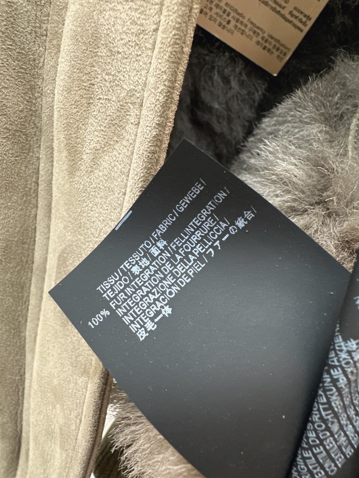 M*u 25fw Fur and skin together jacket