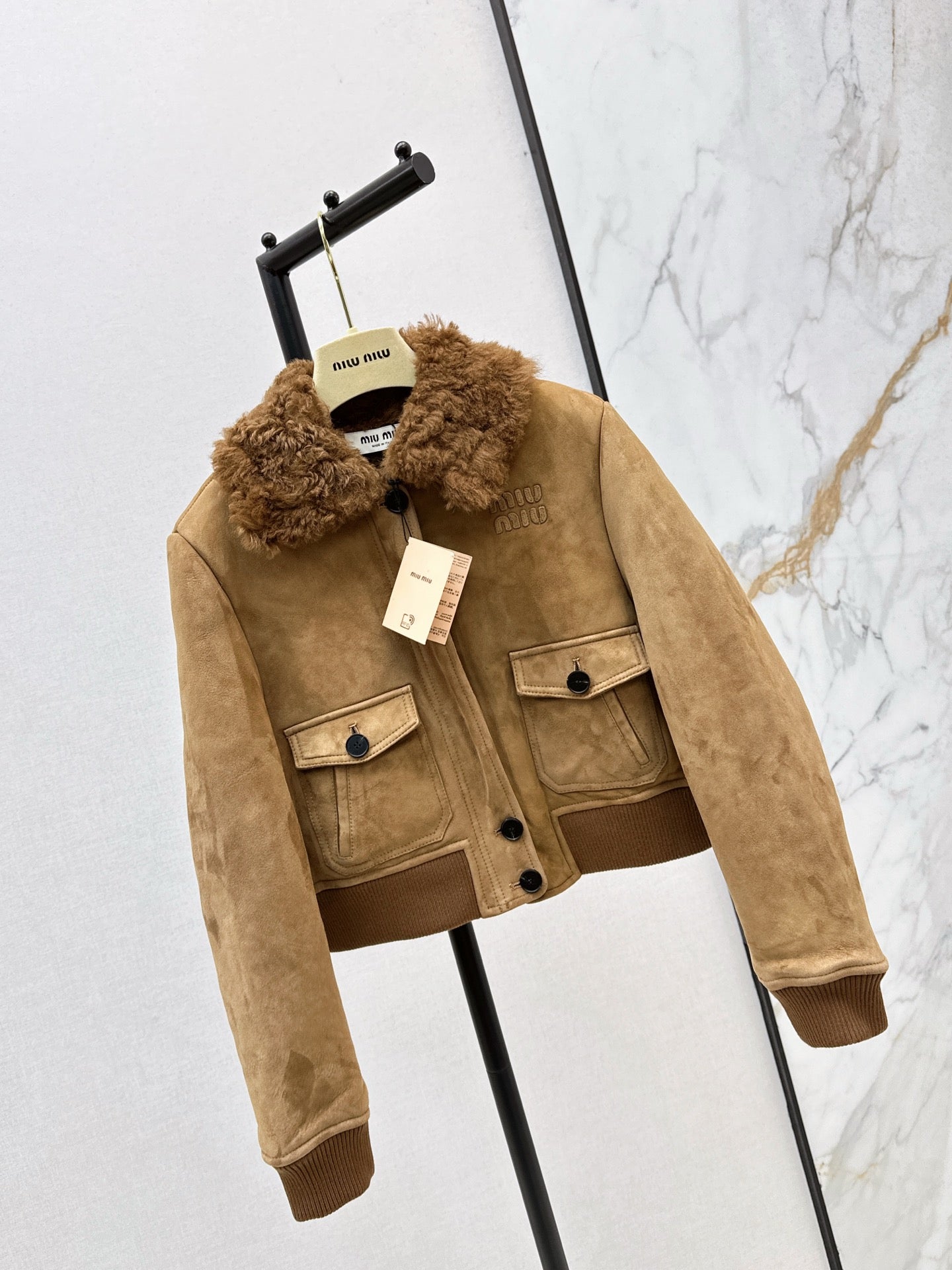 M*u 25fw Fur and skin together jacket