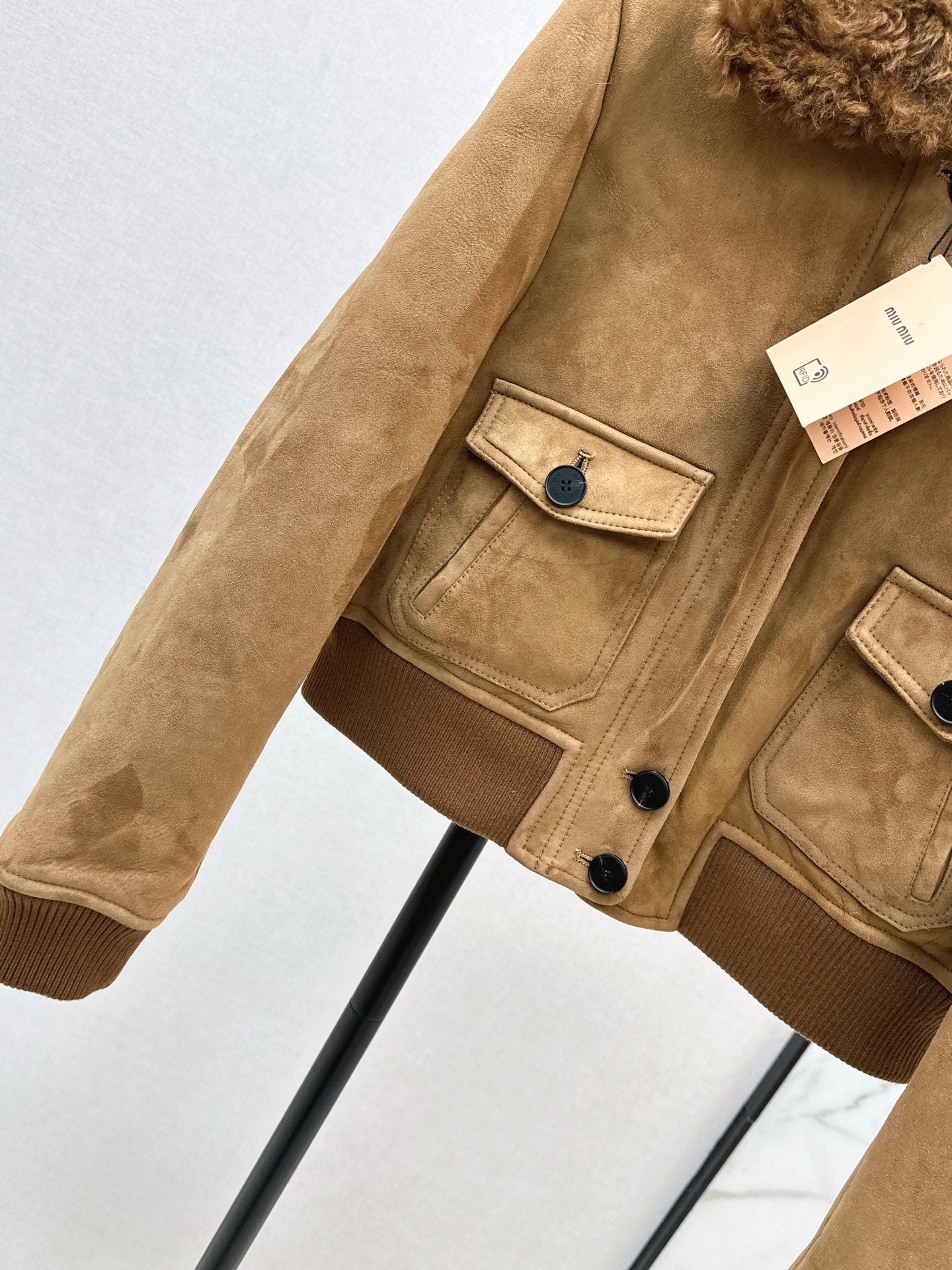 M*u 25fw Fur and skin together jacket