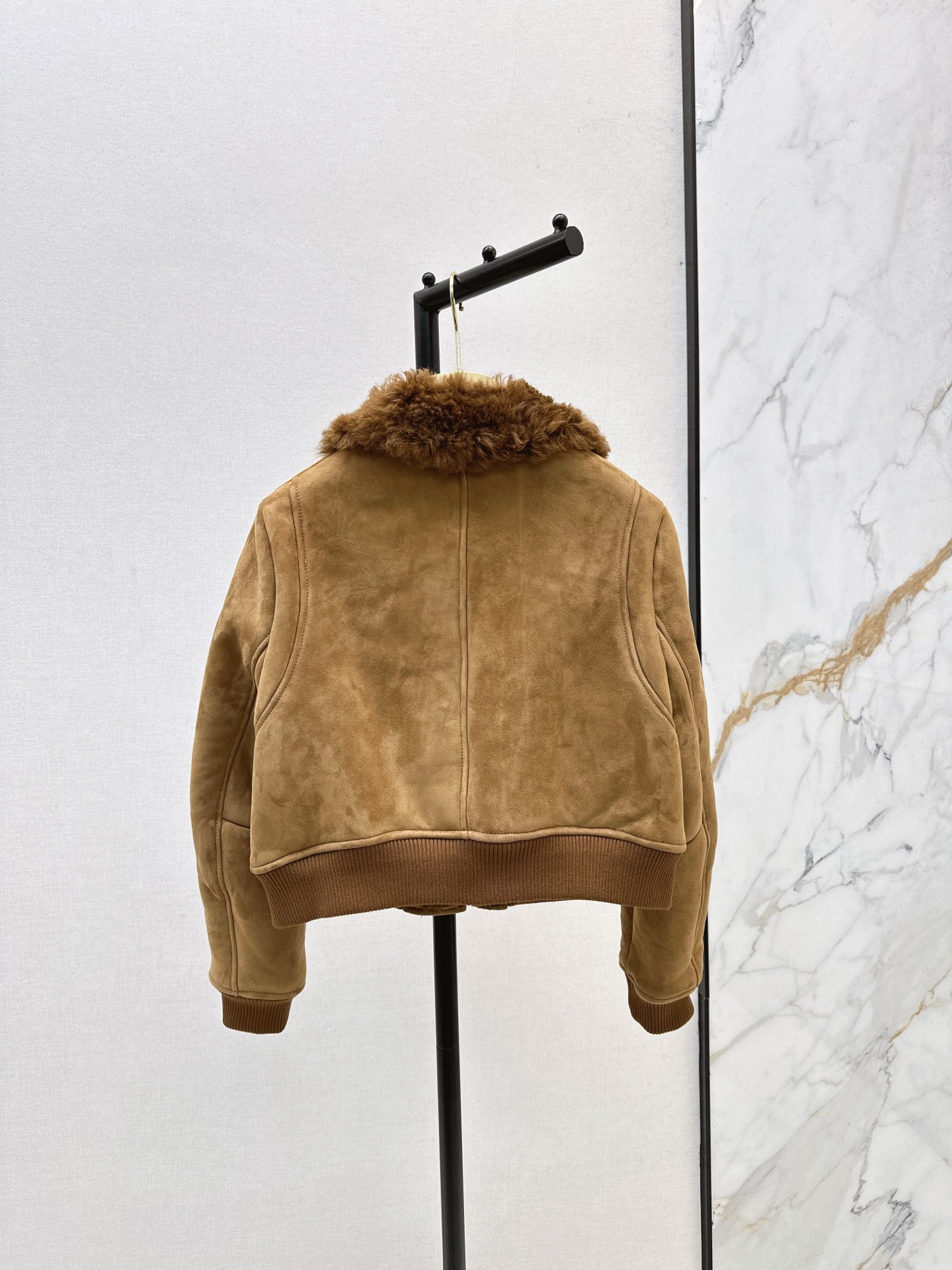 M*u 25fw Fur and skin together jacket