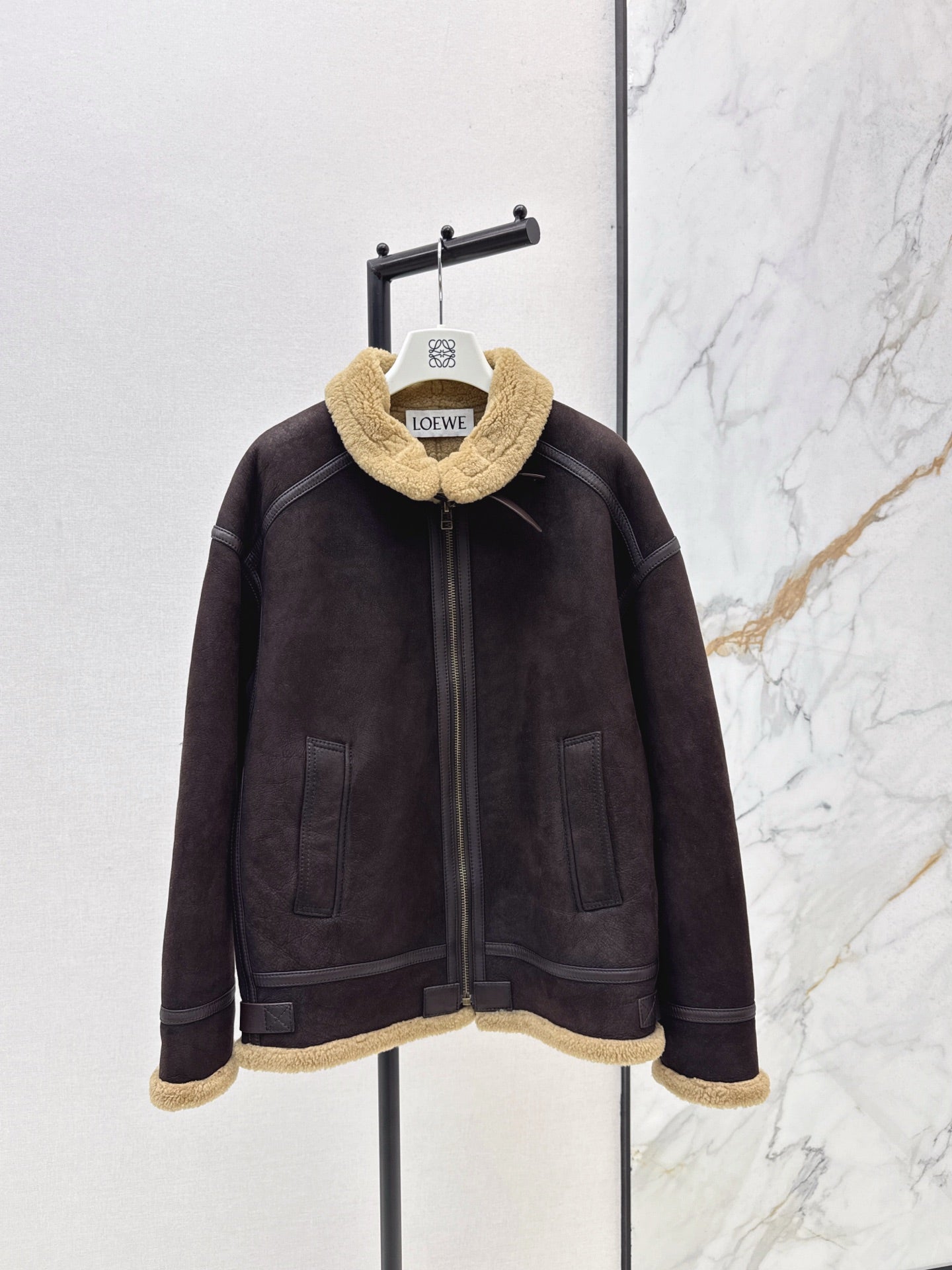 Loew* 25fw Fur and skin together jacket