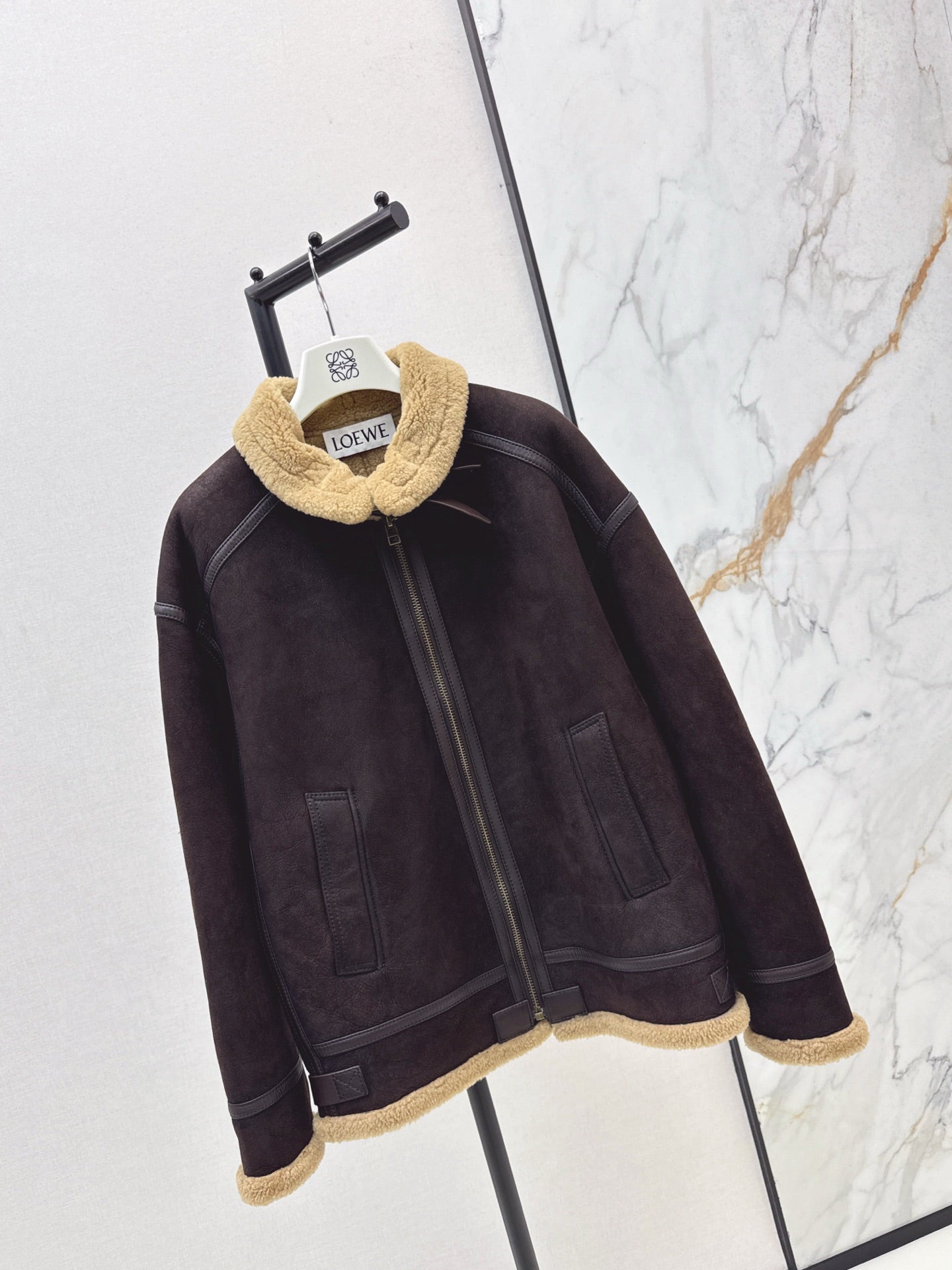 Loew* 25fw Fur and skin together jacket