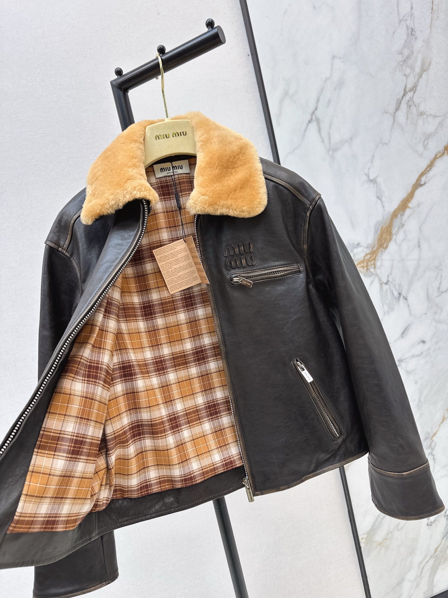 M*u 25fw leather jacket