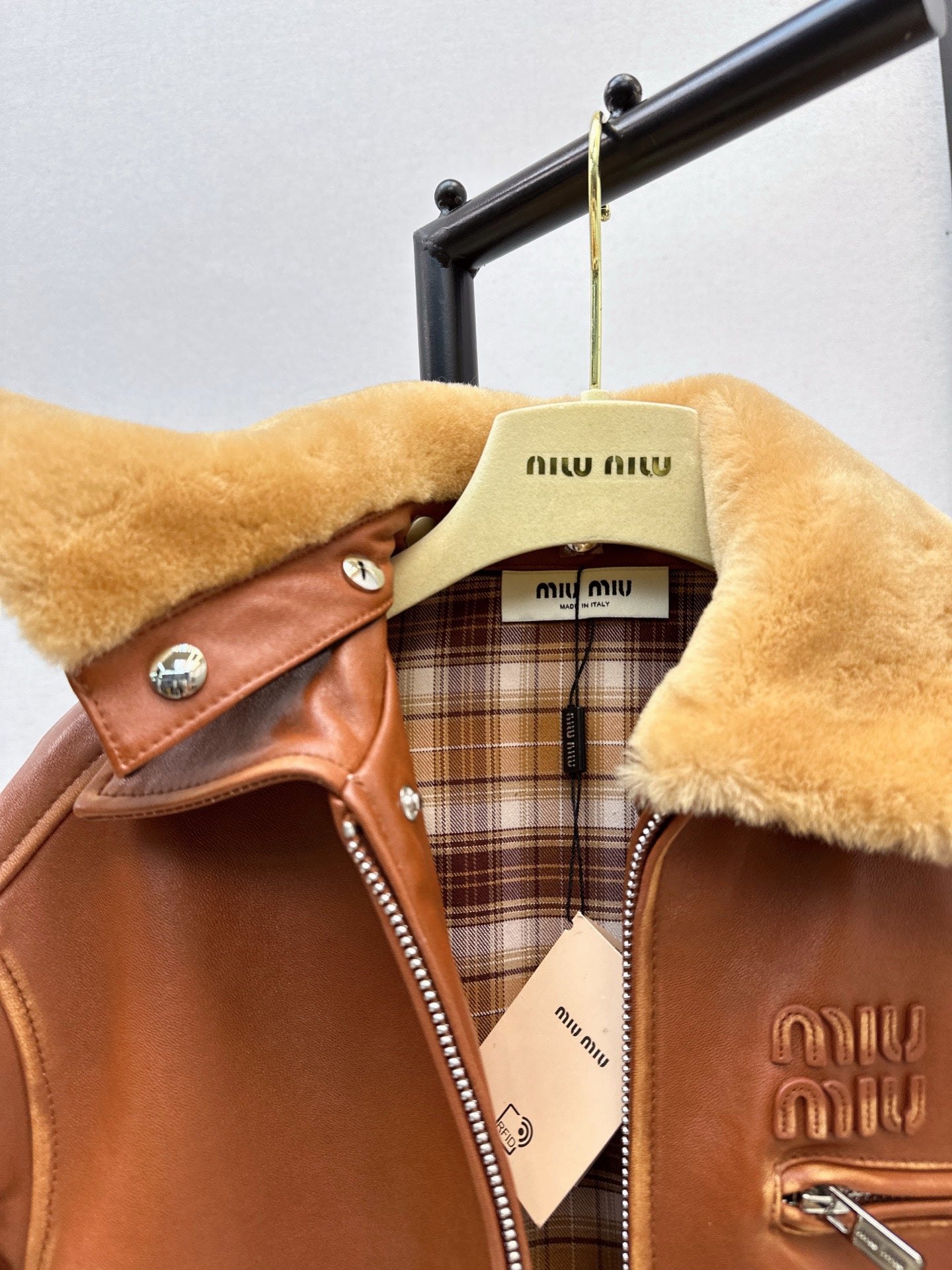 M*u 25fw leather jacket