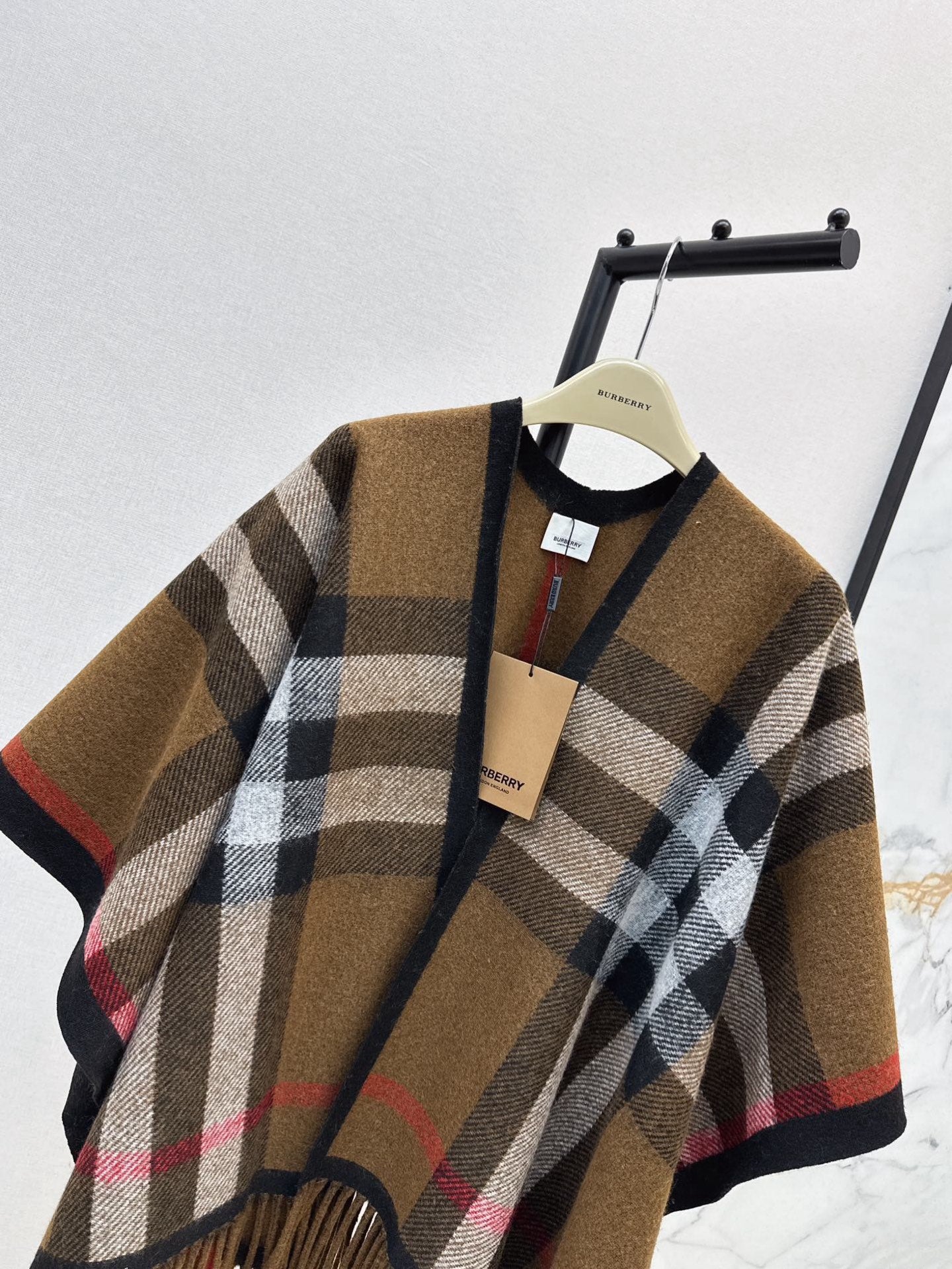 Bur* 25fw Wool shawl cape