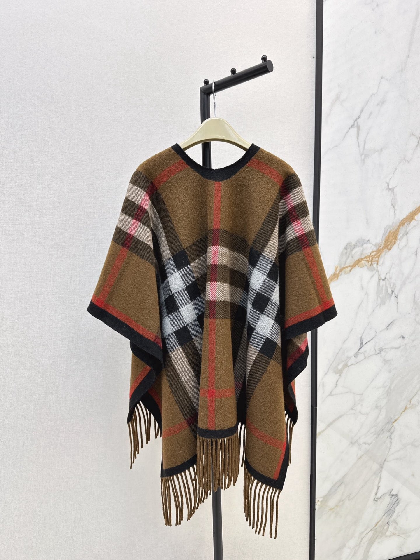 Bur* 25fw Wool shawl cape