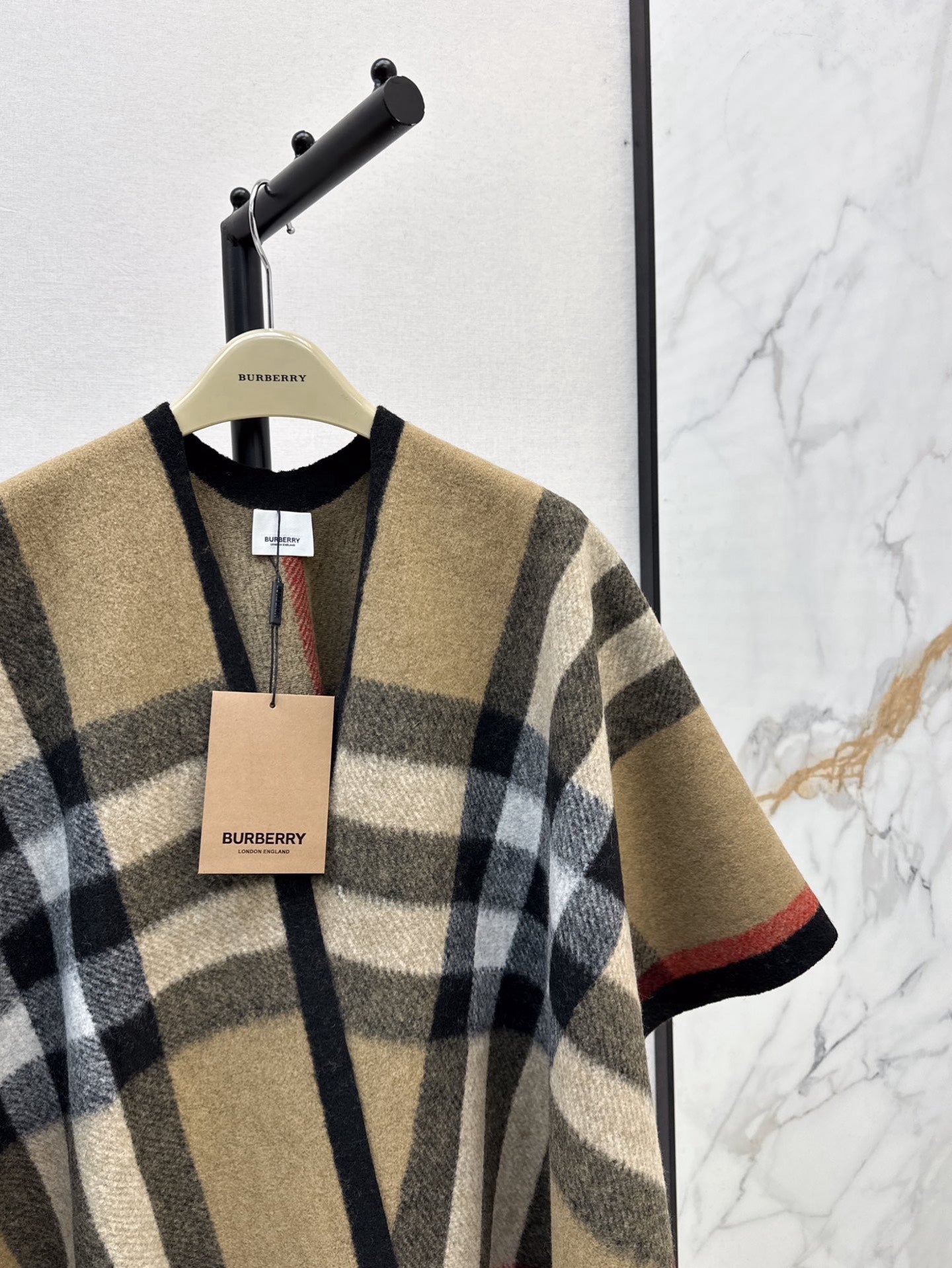 Bur* 25fw Wool shawl cape