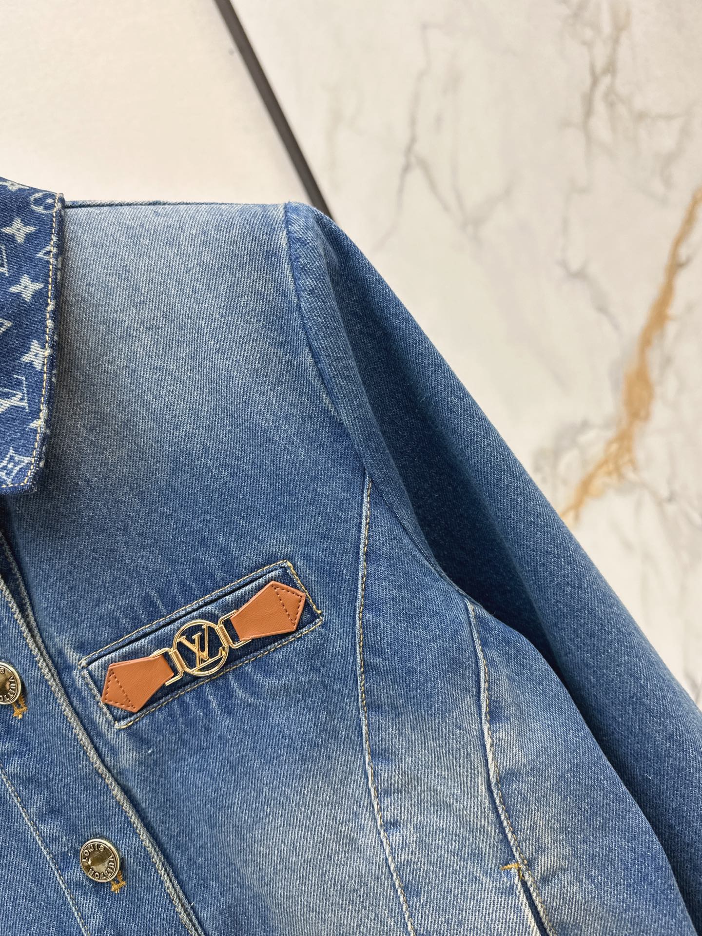 Loui* 25fw denim jacket