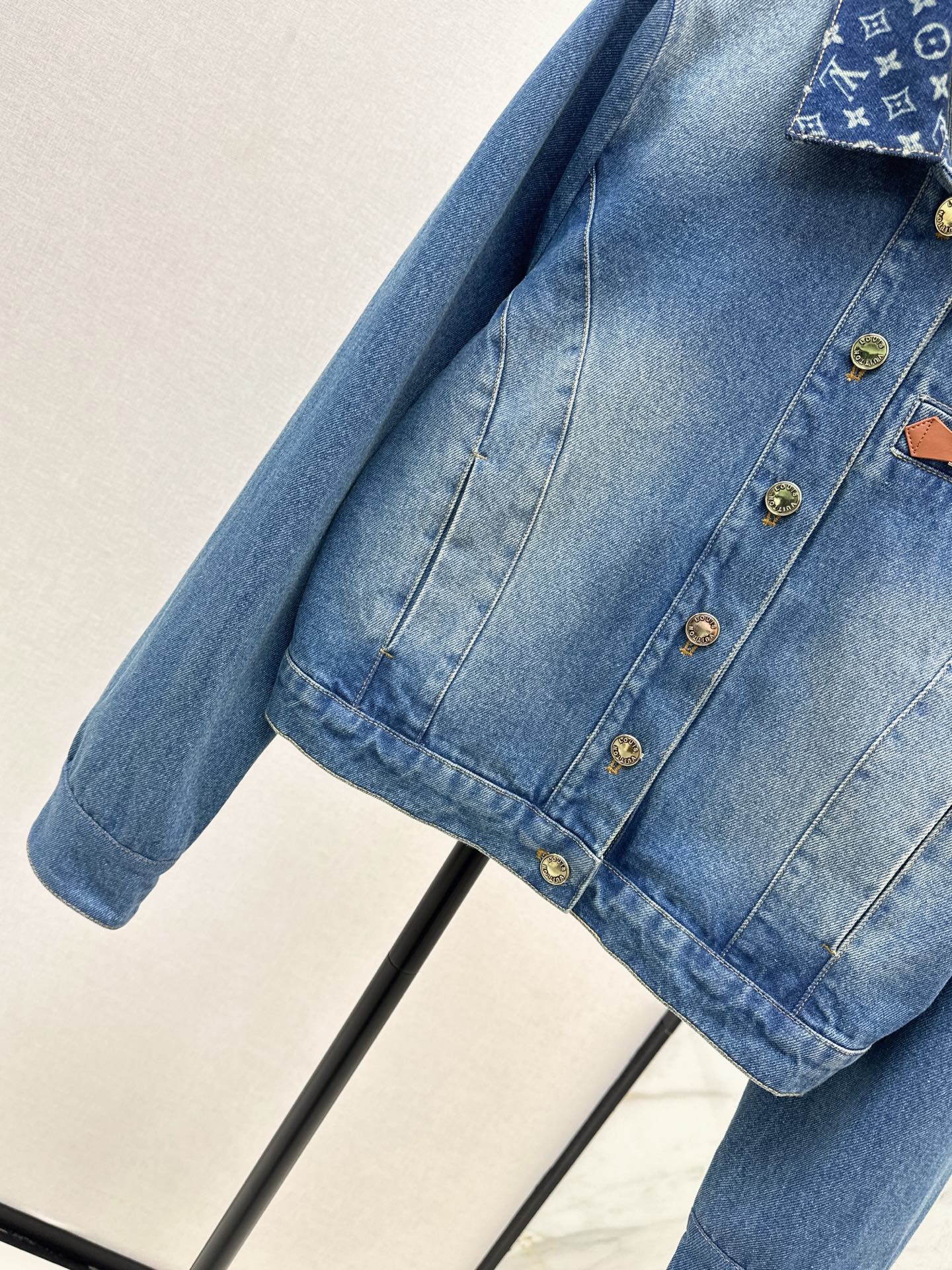 Loui* 25fw denim jacket