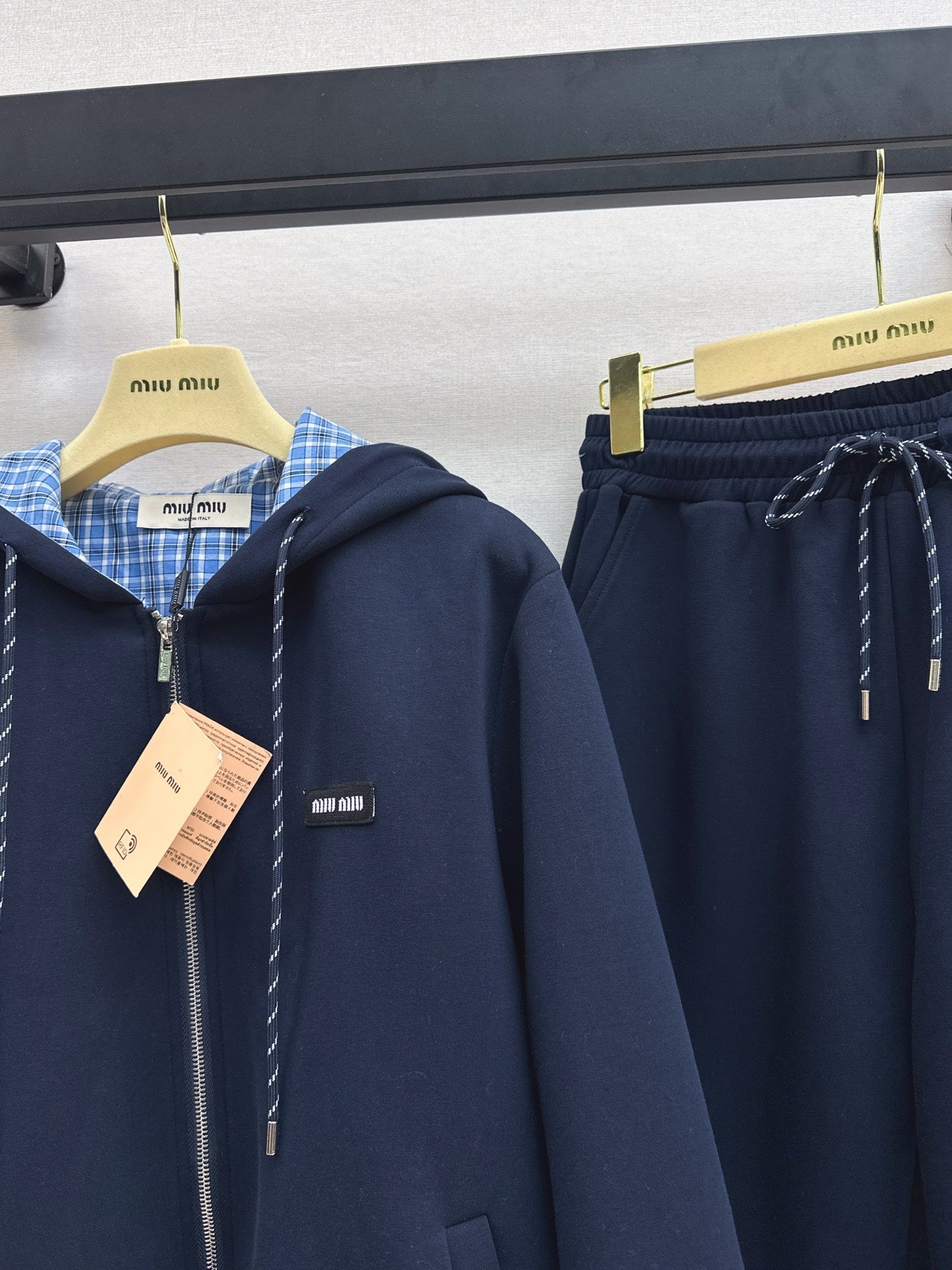 M*u 25fw Double-sided reversible casual suit