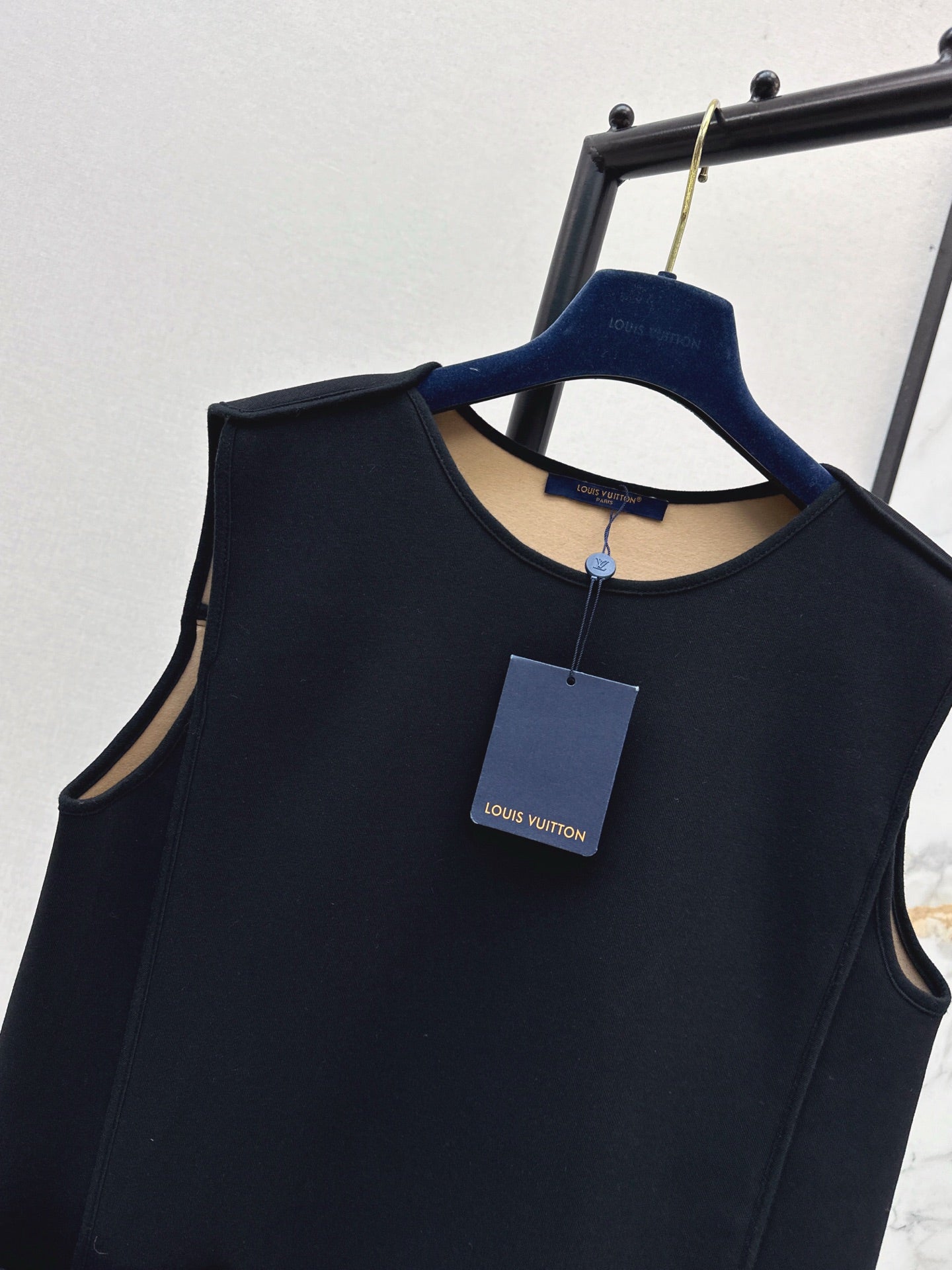 Loui* 25fw vest dress