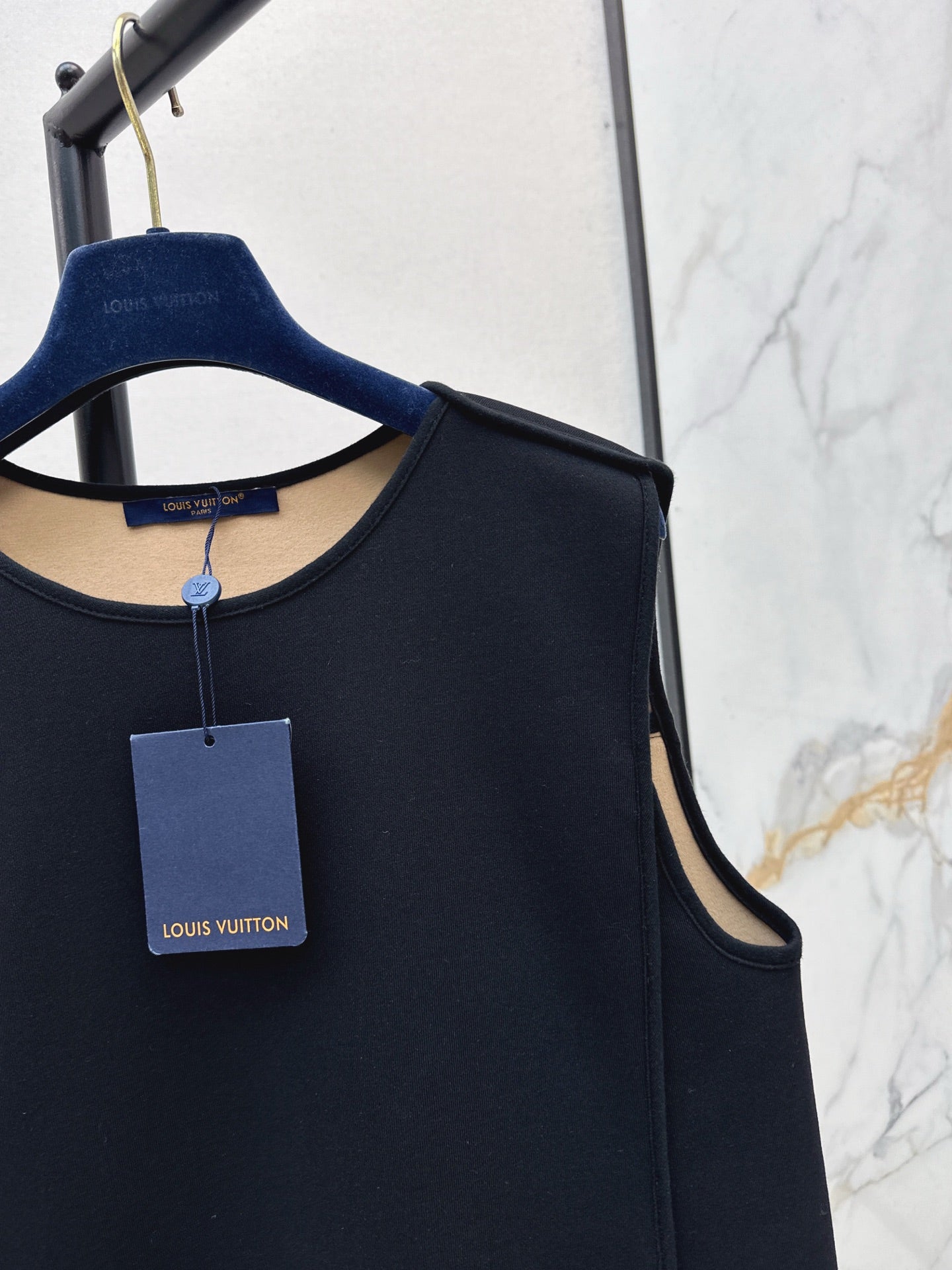 Loui* 25fw vest dress