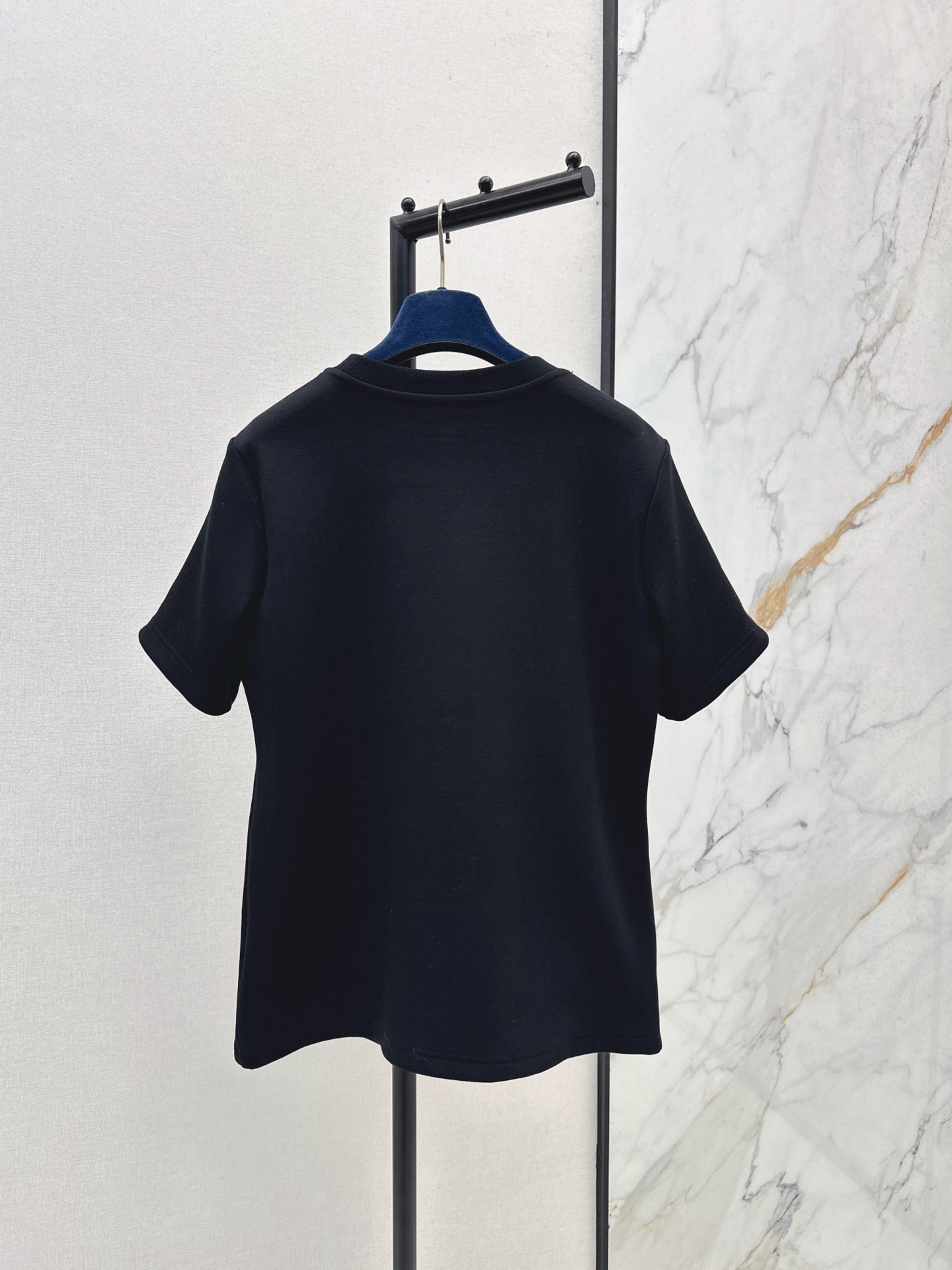 Loui* 25fw t-shirt