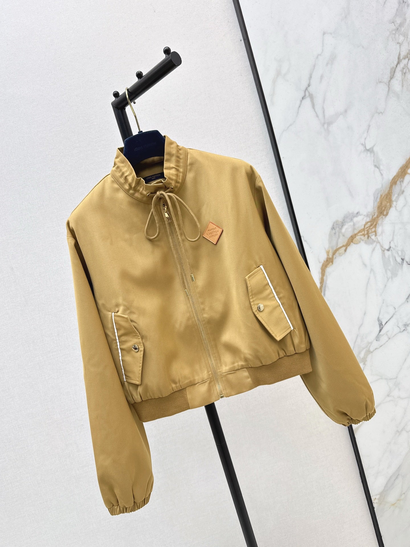 Loui* 25fw jacket