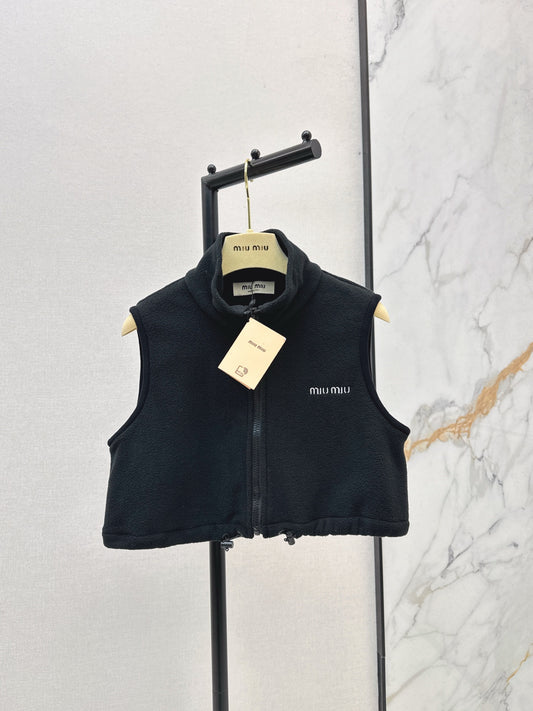 M*u 25fw vest