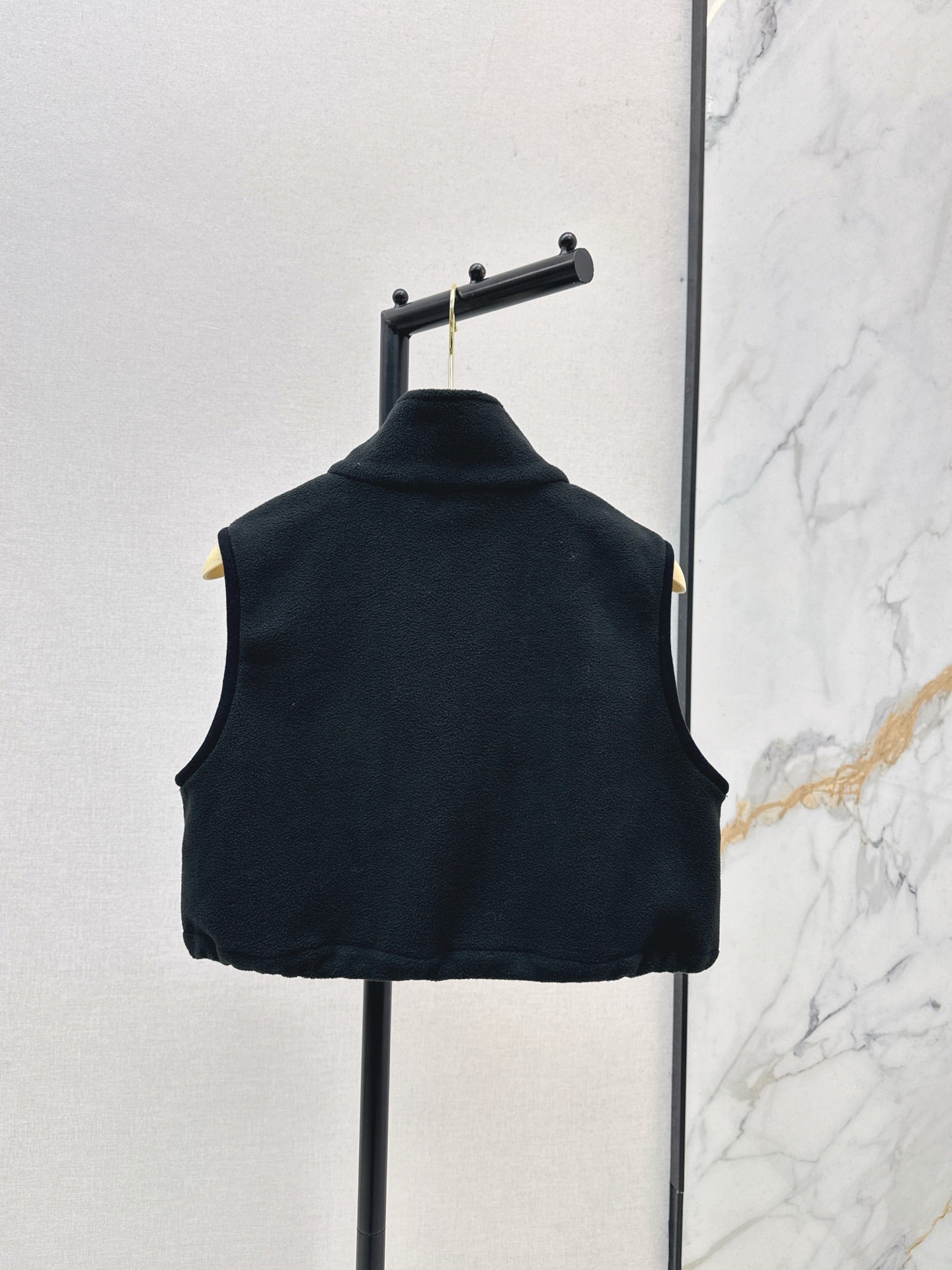 M*u 25fw vest