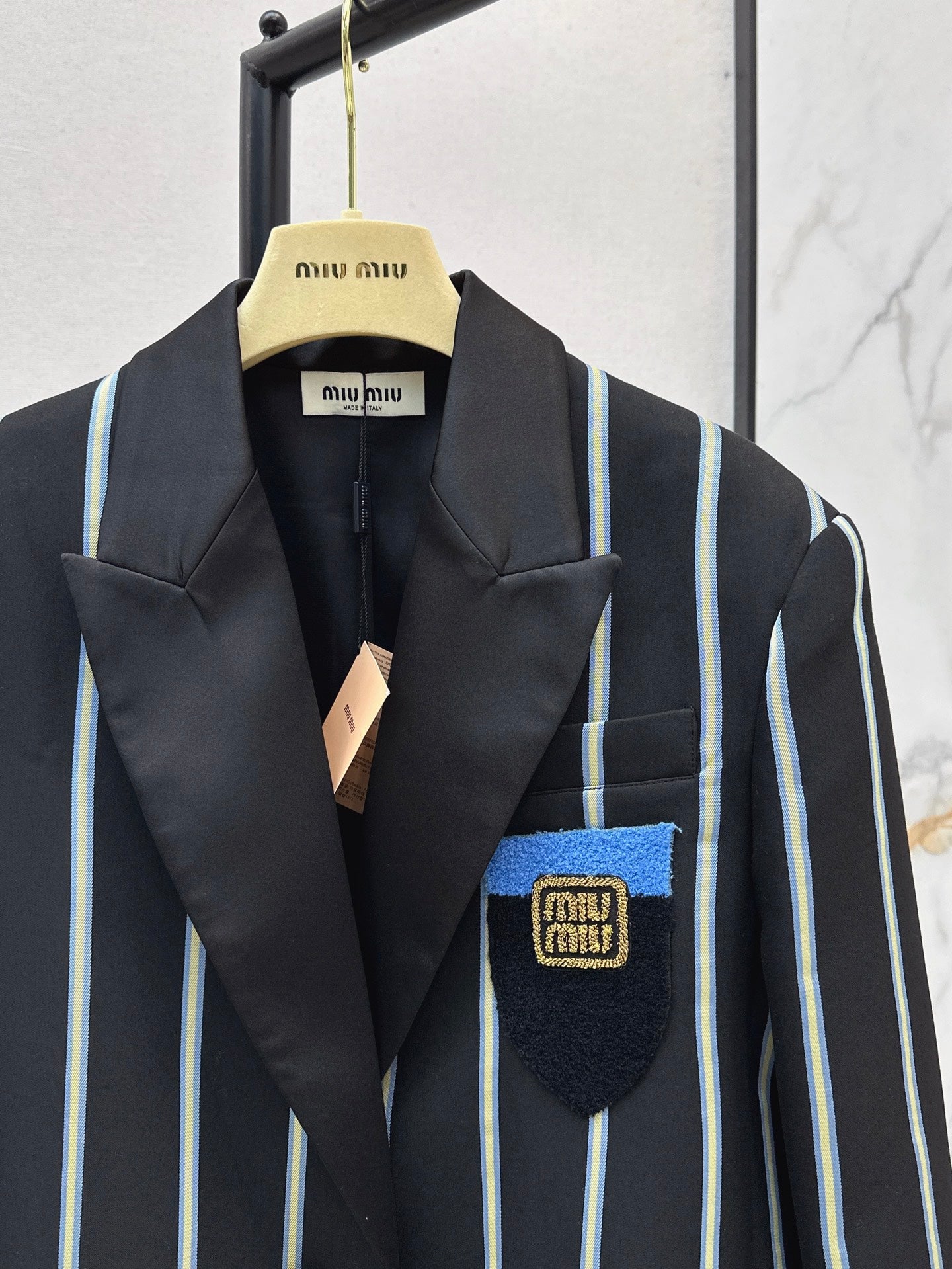 M*u 25fw suit jacket