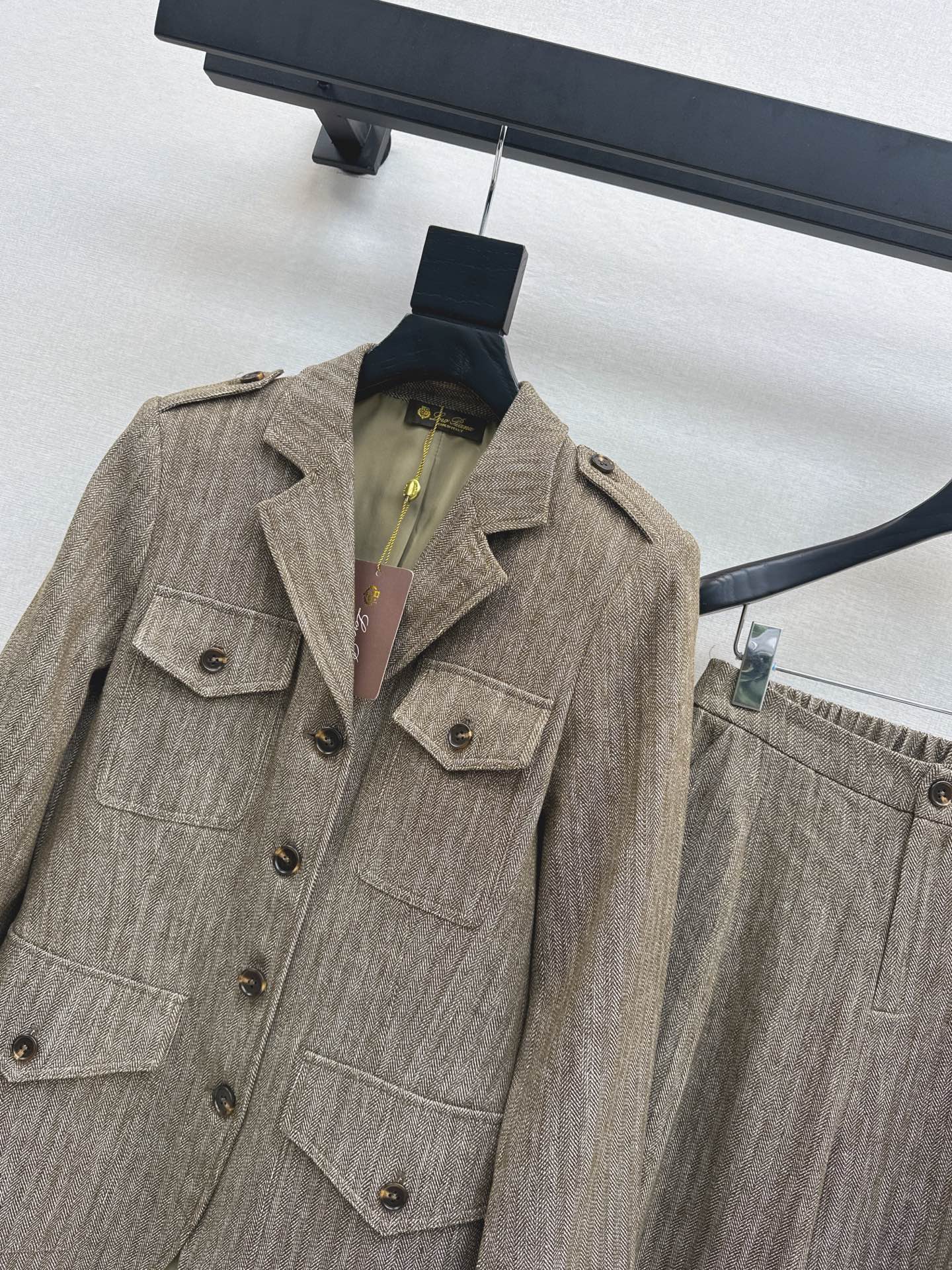 Lor*P 25fw linen suit