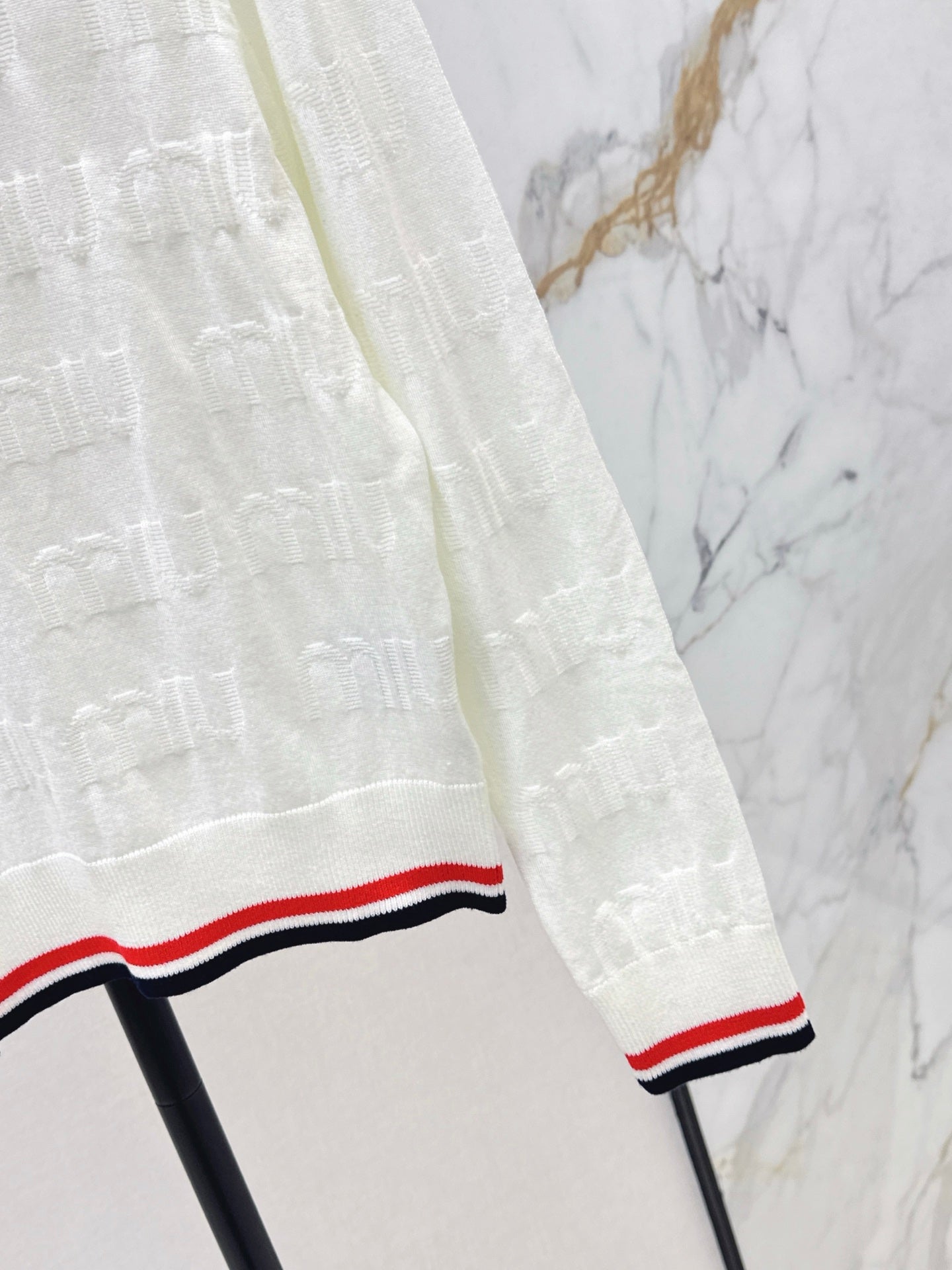 M*u 25fw  knit sweater