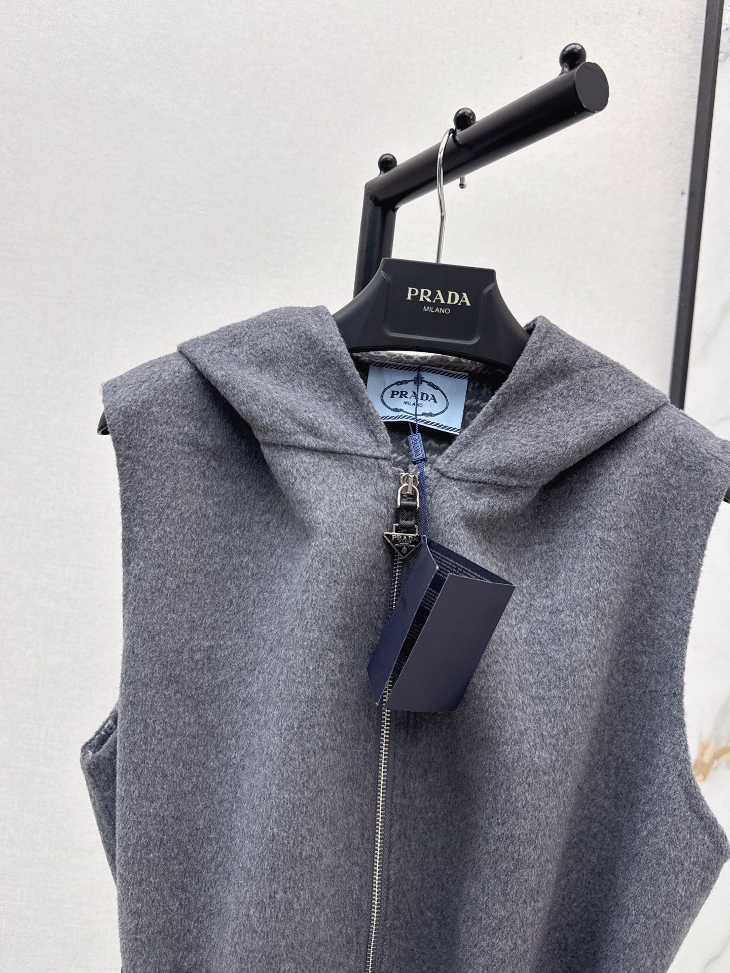 Pra* 25fw wool vest