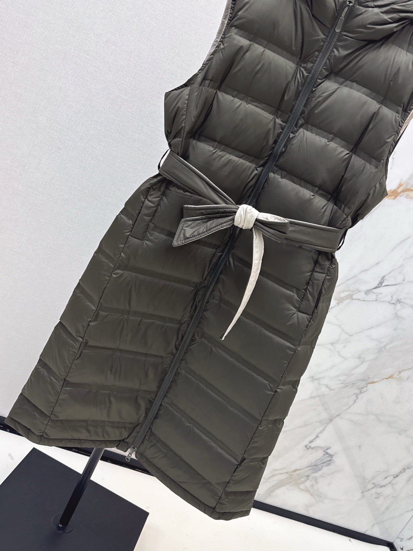 Max*M 25fw Double-sided down vest