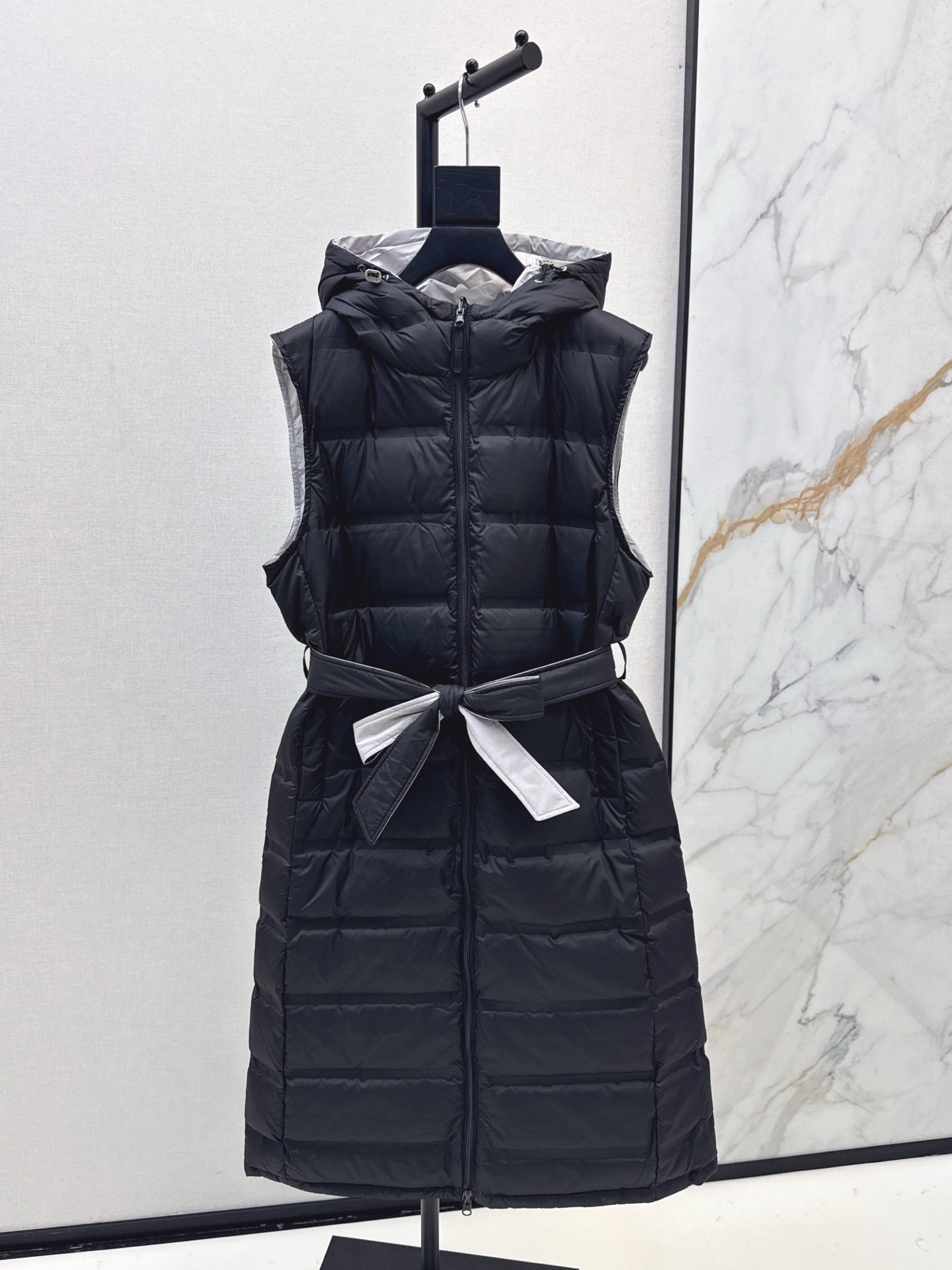 Max*M 25fw Double-sided down vest