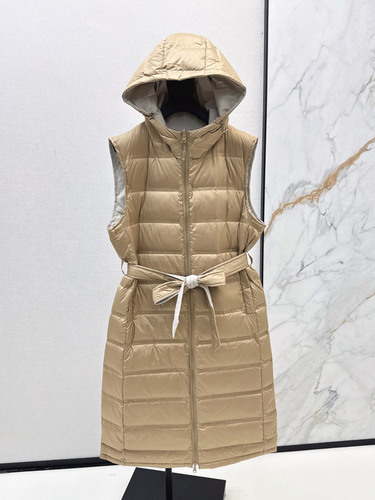 Max*M 25fw Double-sided down vest