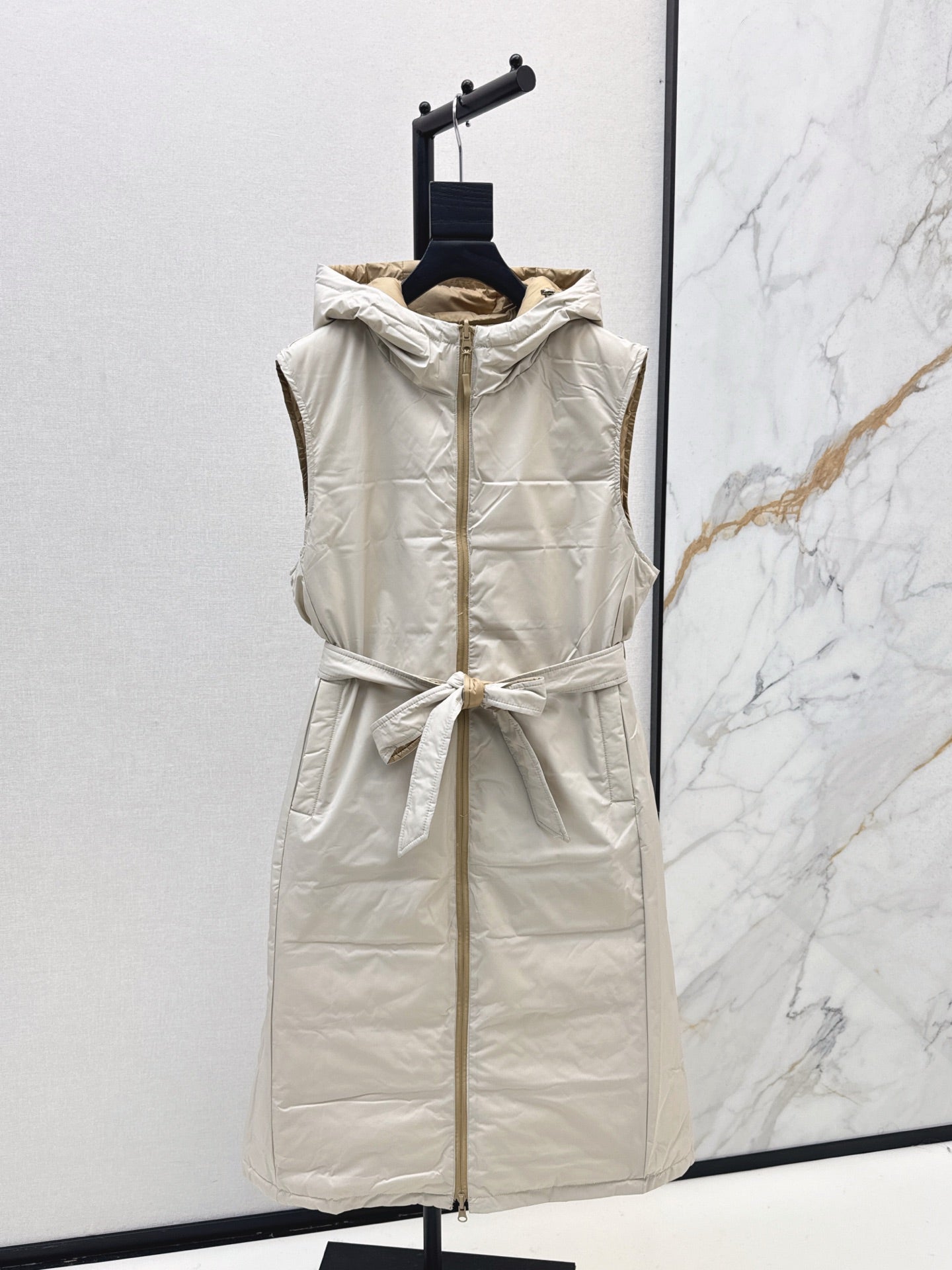 Max*M 25fw Double-sided down vest