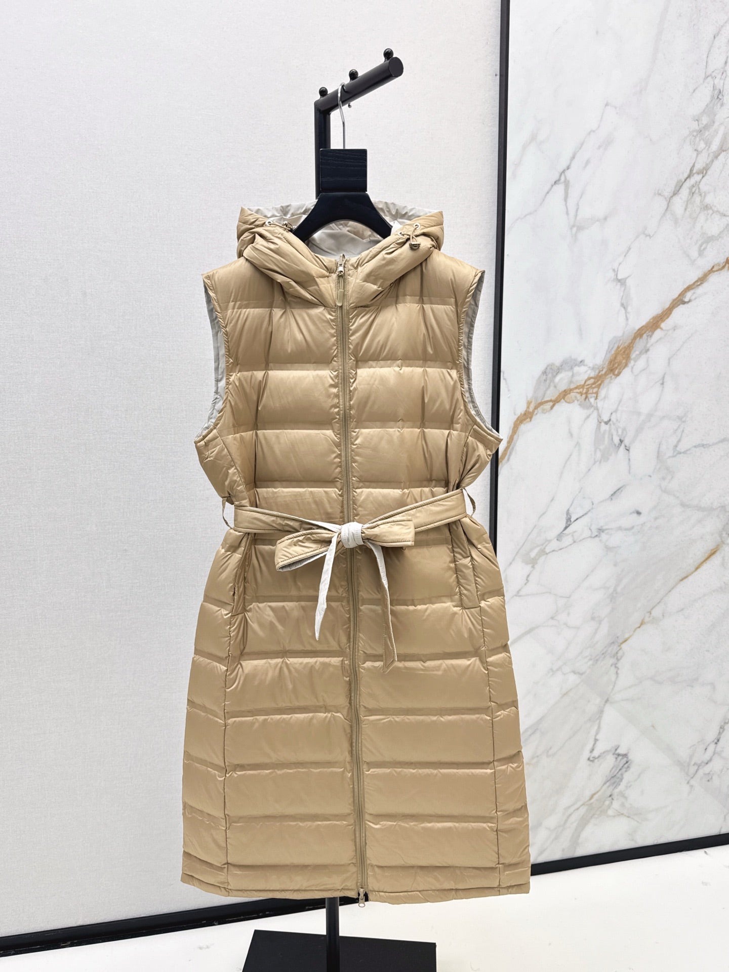 Max*M 25fw Double-sided down vest